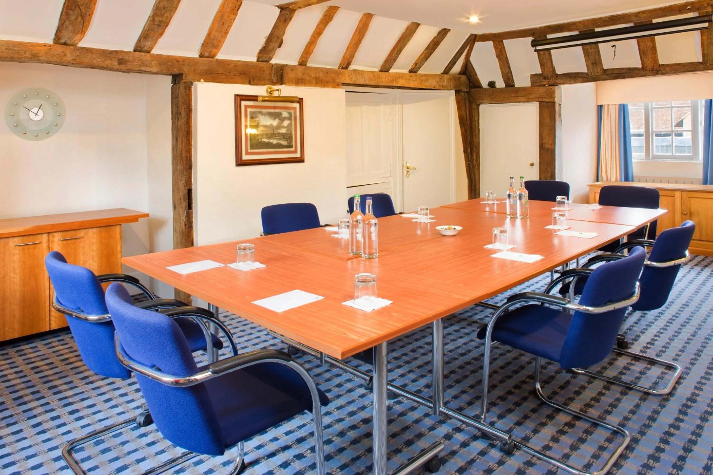 Meeting/conference room in Holiday Inn Ashford Central by IHG