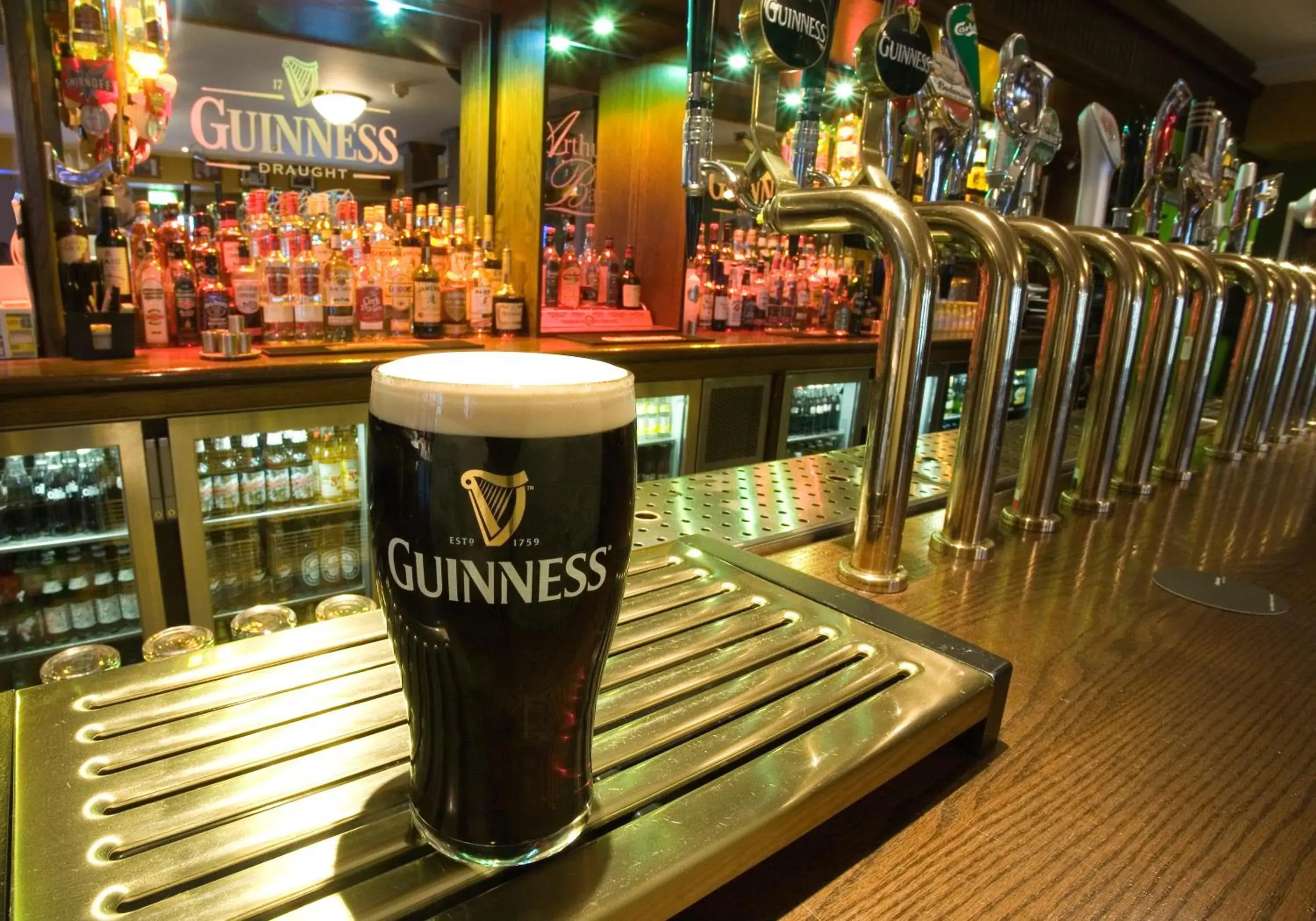 Lounge or bar in Court Yard Hotel Lounge or bar in Court Yard Hotel