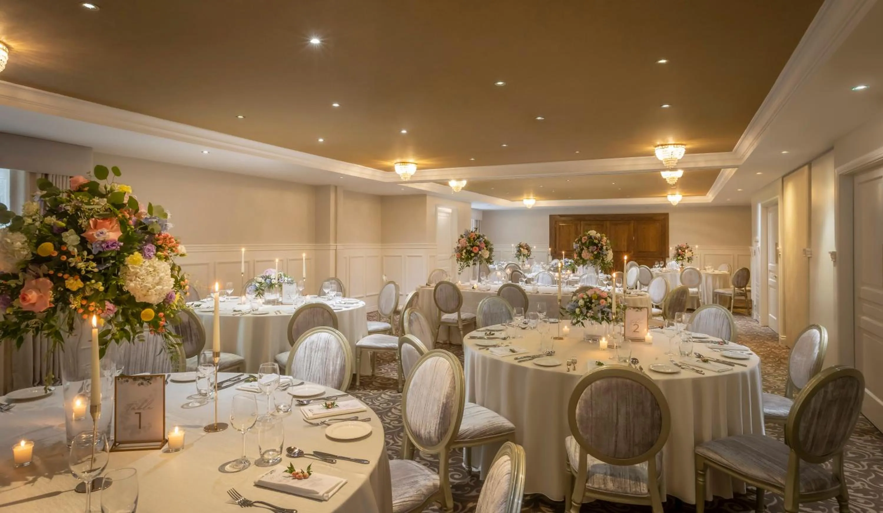 wedding in Court Yard Hotel