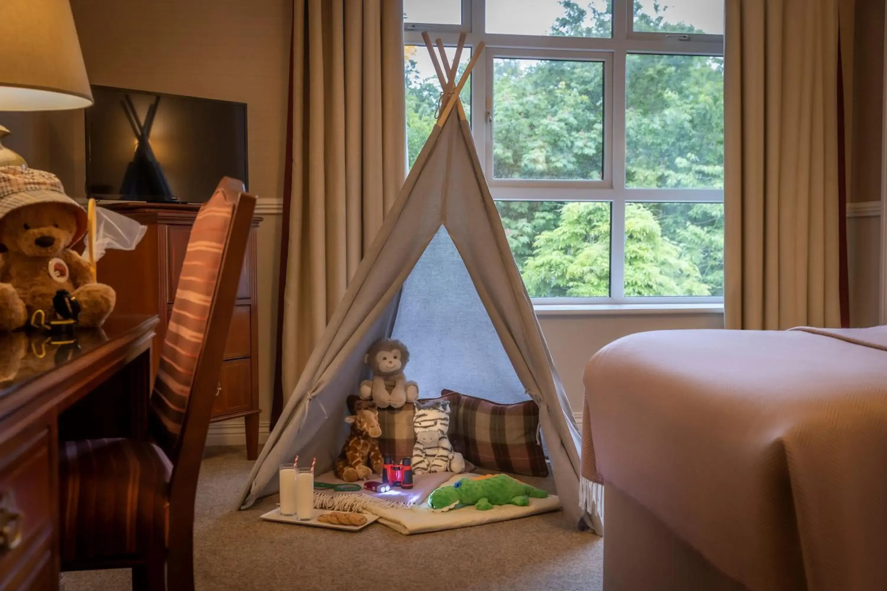 Family, Bed in Court Yard Hotel Family, Bed in Court Yard Hotel