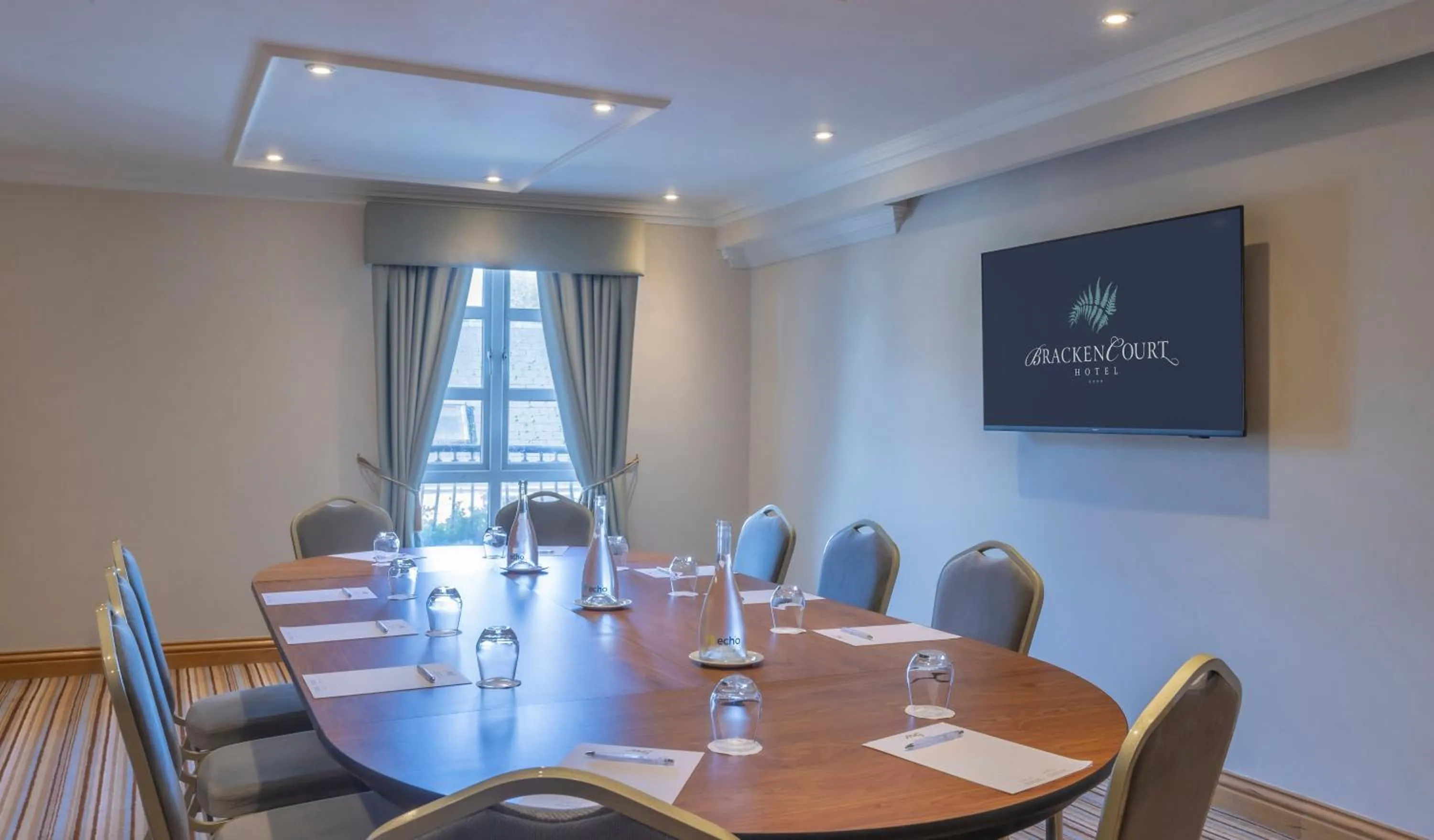 Meeting/conference room in Bracken Court Hotel