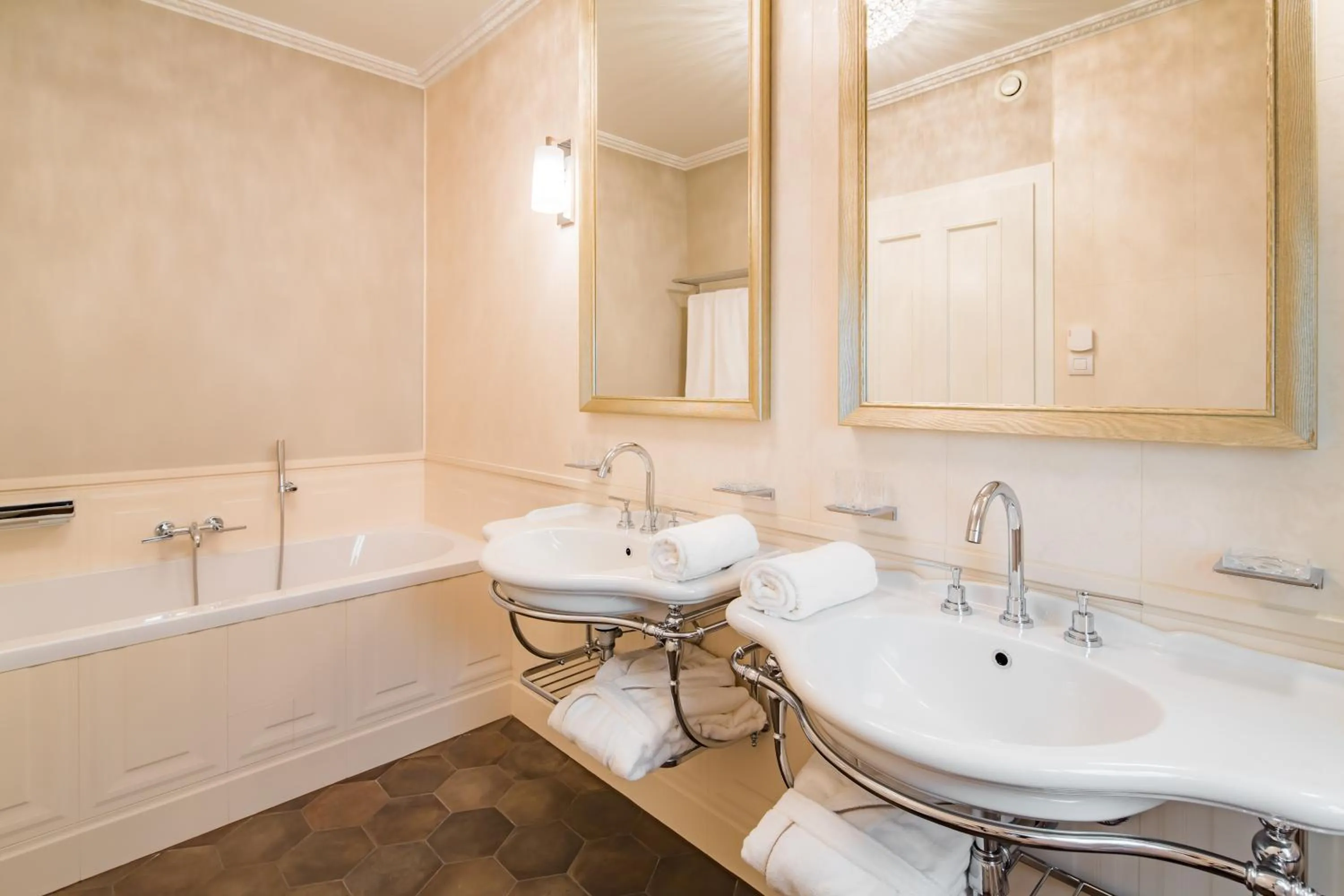 Bathroom in Rubin Luxury Apartments