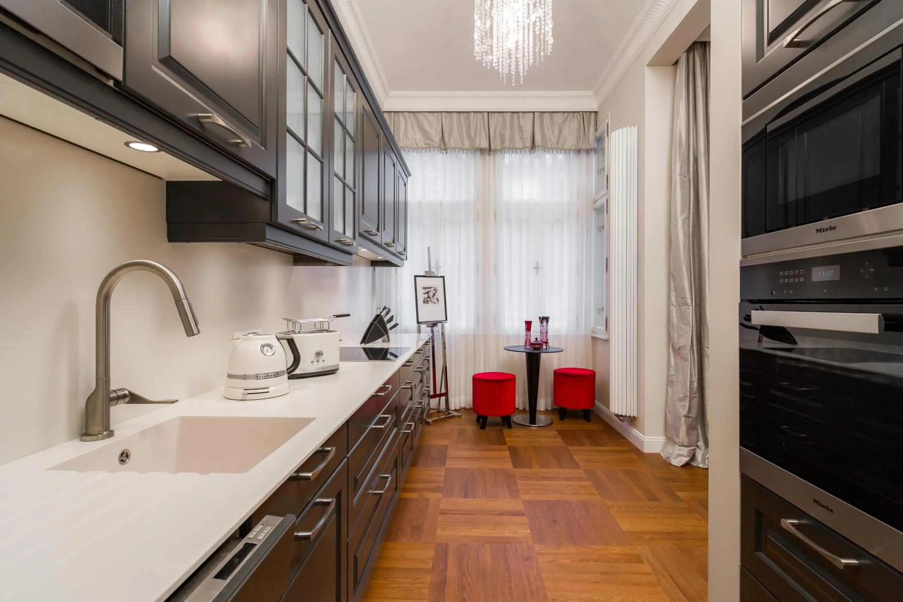 Kitchen or kitchenette in Rubin Luxury Apartments