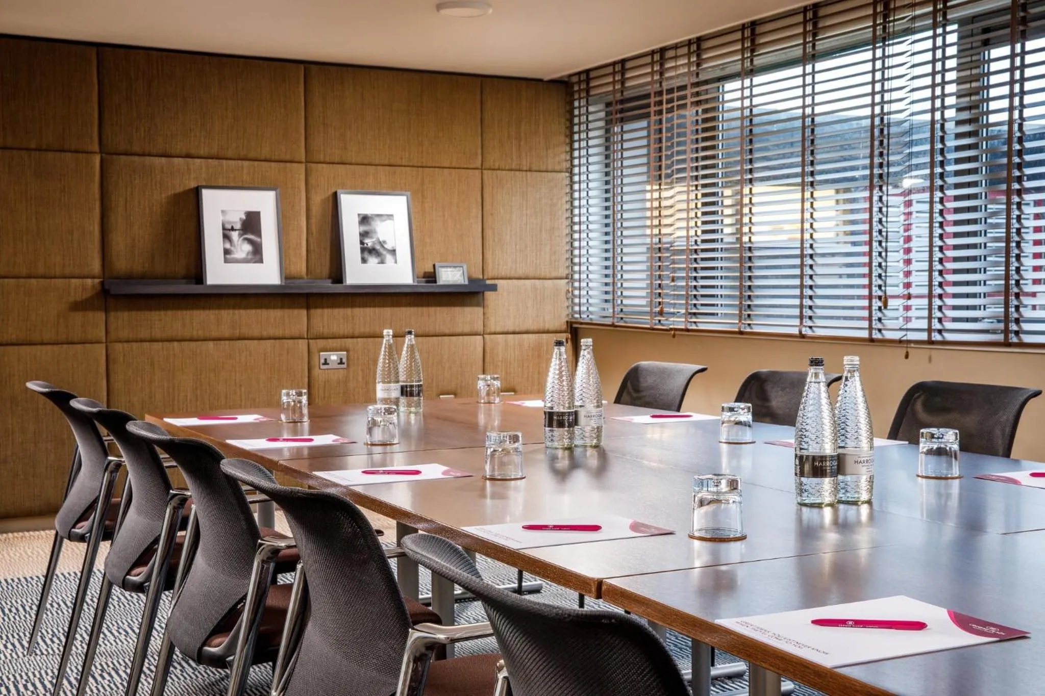 Meeting/conference room in Crowne Plaza Manchester Airport by IHG