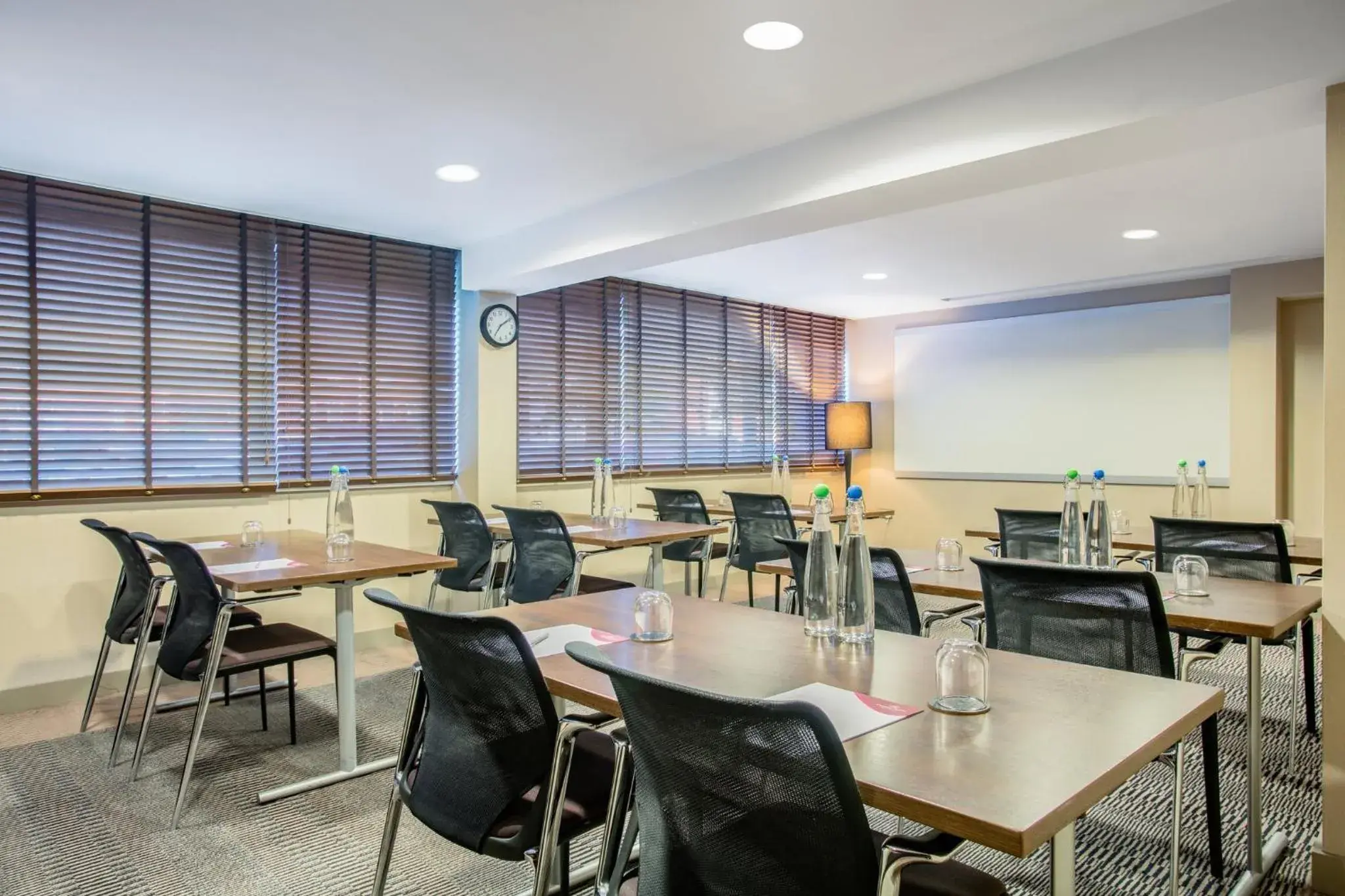 Crowne Plaza Manchester Airport by IHG Crowne Plaza Manchester Airport by IHG