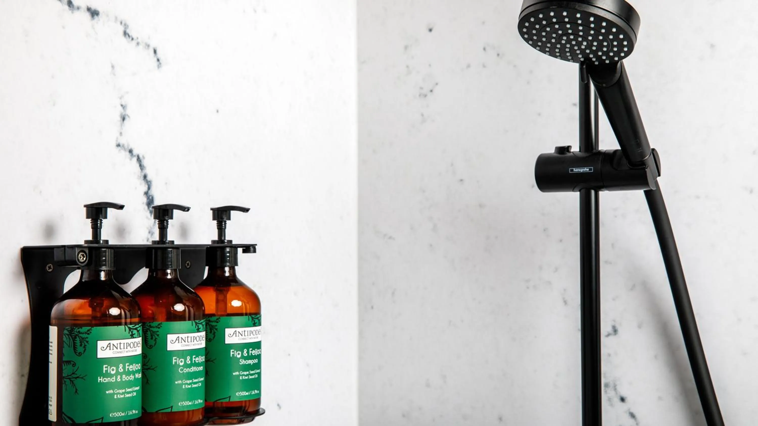 Bathroom in Crowne Plaza Manchester Airport by IHG