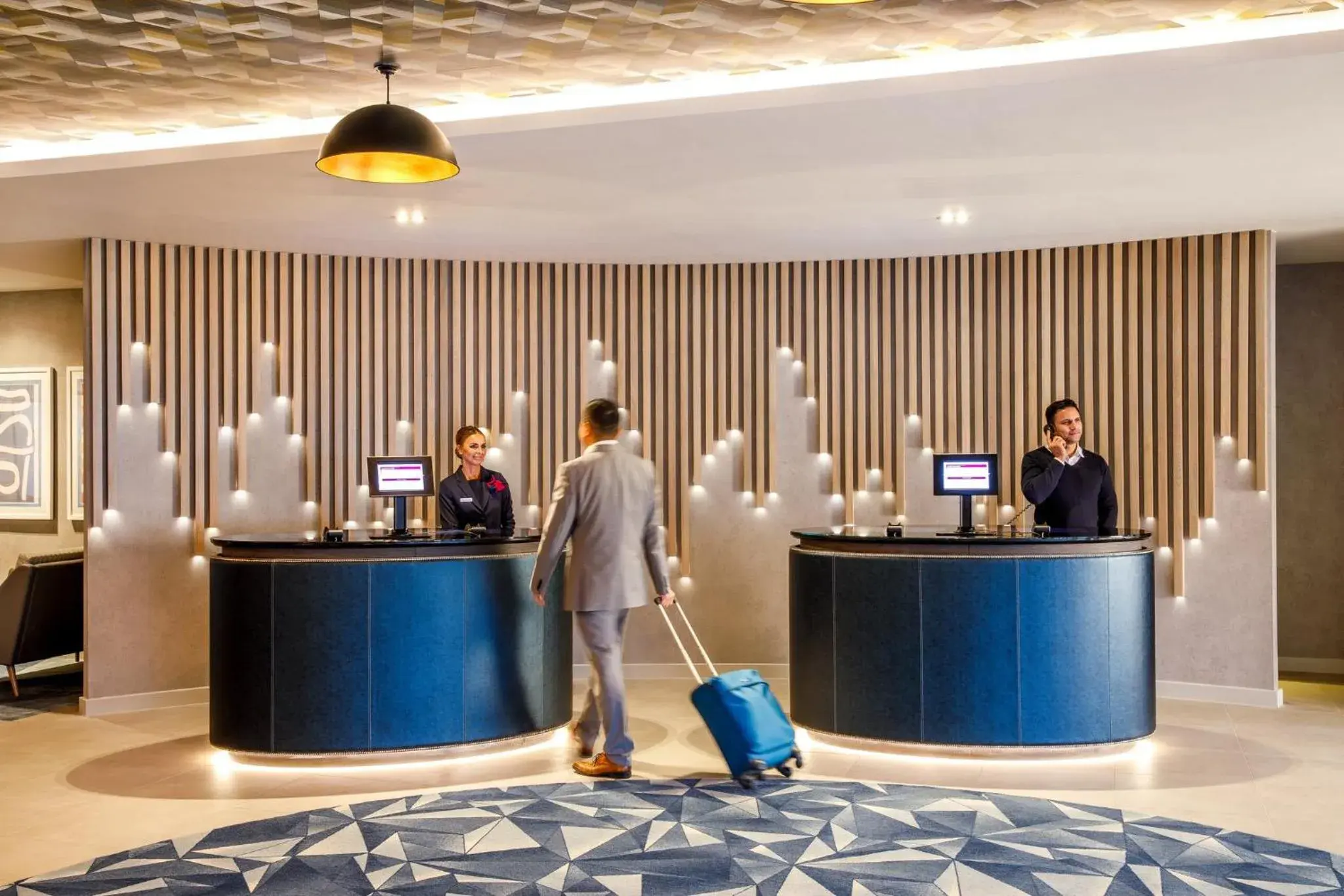 Property building in Crowne Plaza Manchester Airport by IHG Property building in Crowne Plaza Manchester Airport by IHG