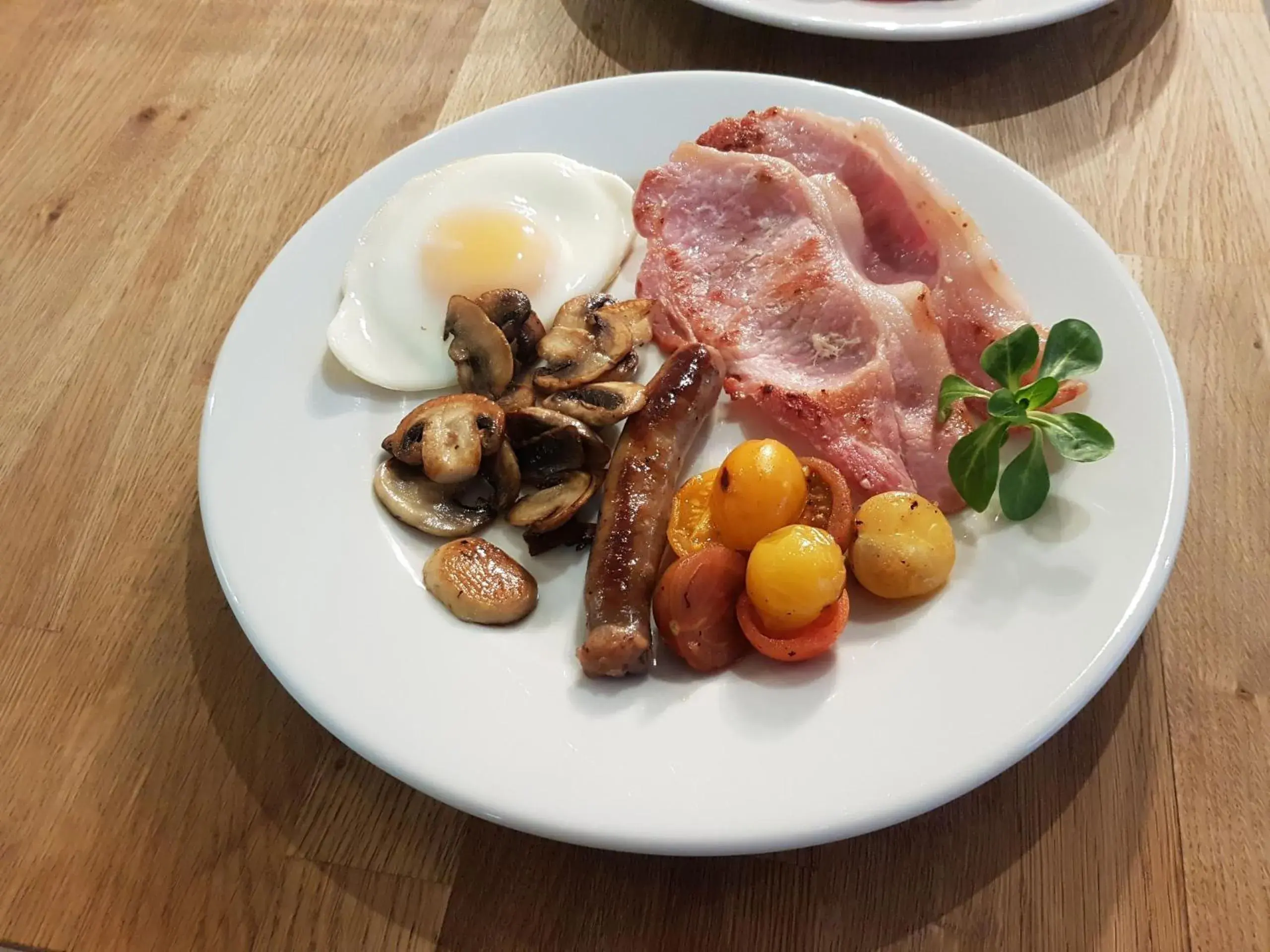 Breakfast in Hurtwood Hotel Breakfast in Hurtwood Hotel