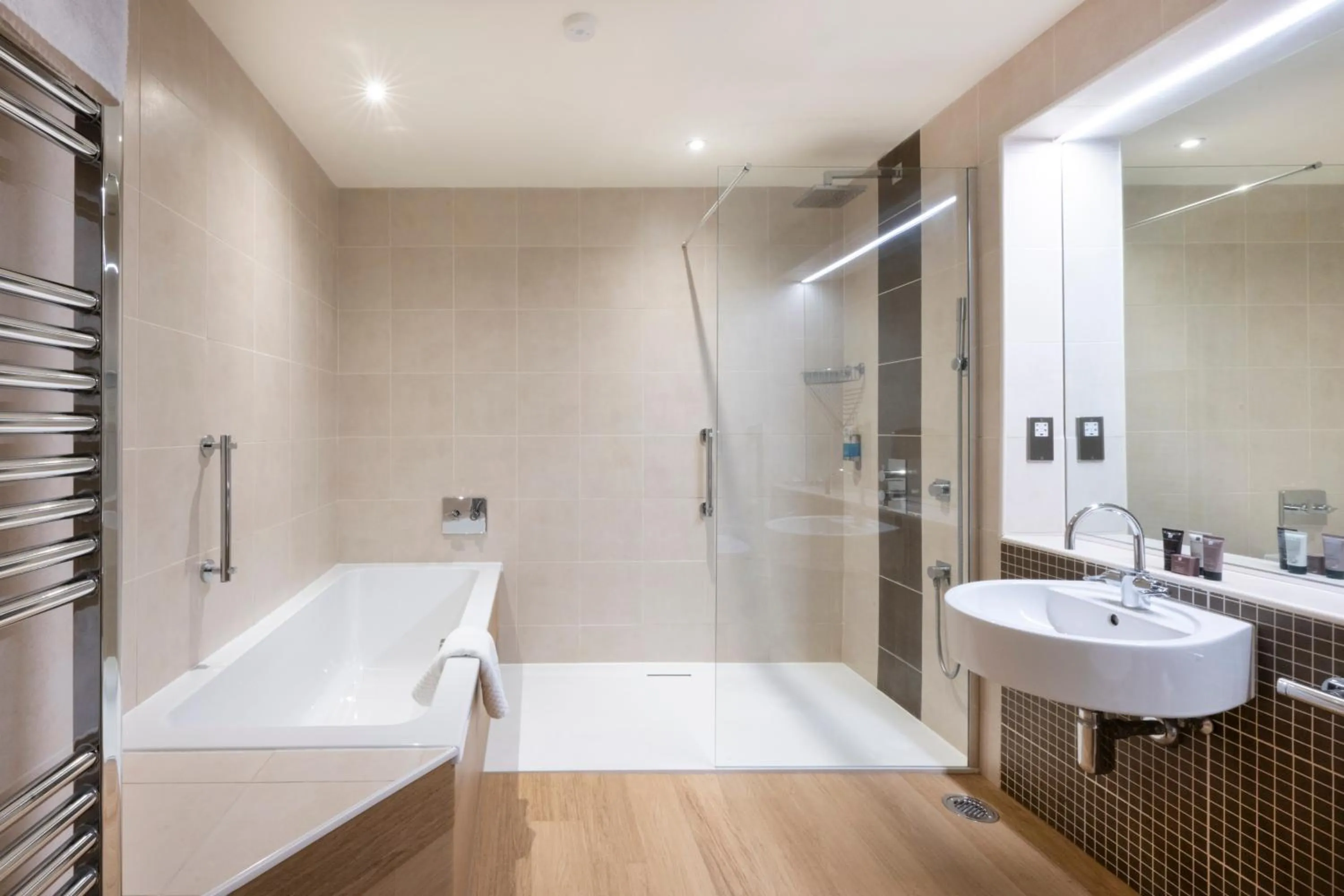 Bathroom in Park Farm Hotel