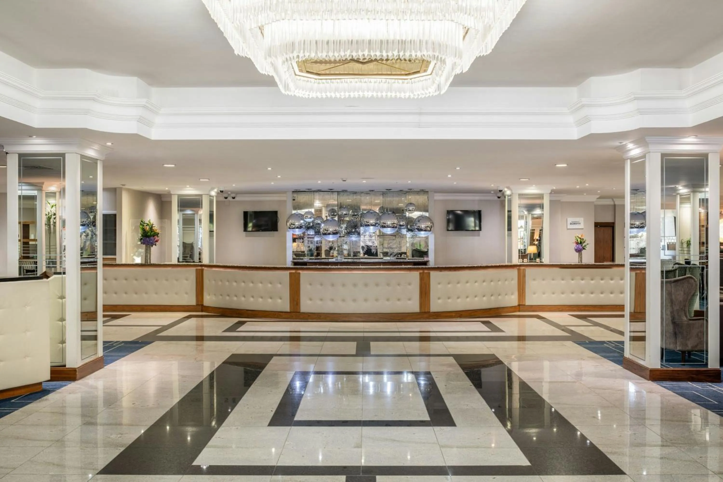 Lobby or reception in Renaissance London Heathrow Hotel