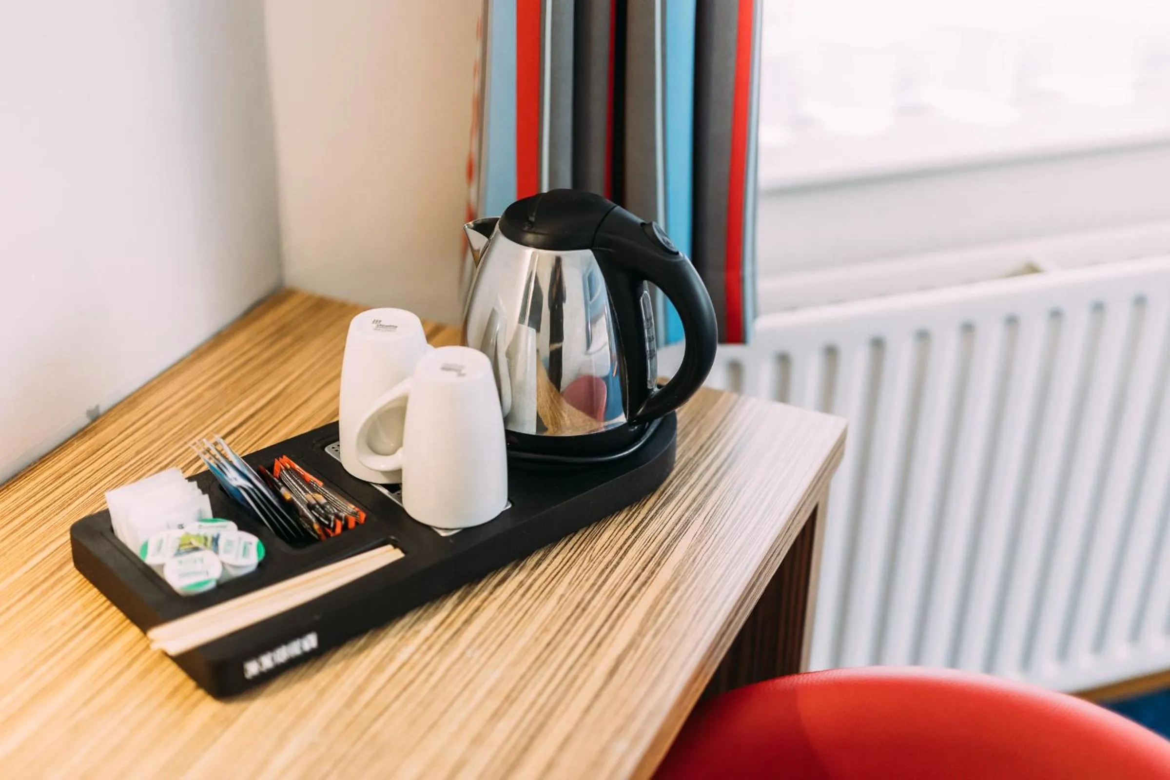 Coffee/tea facilities in Travelodge Belfast
