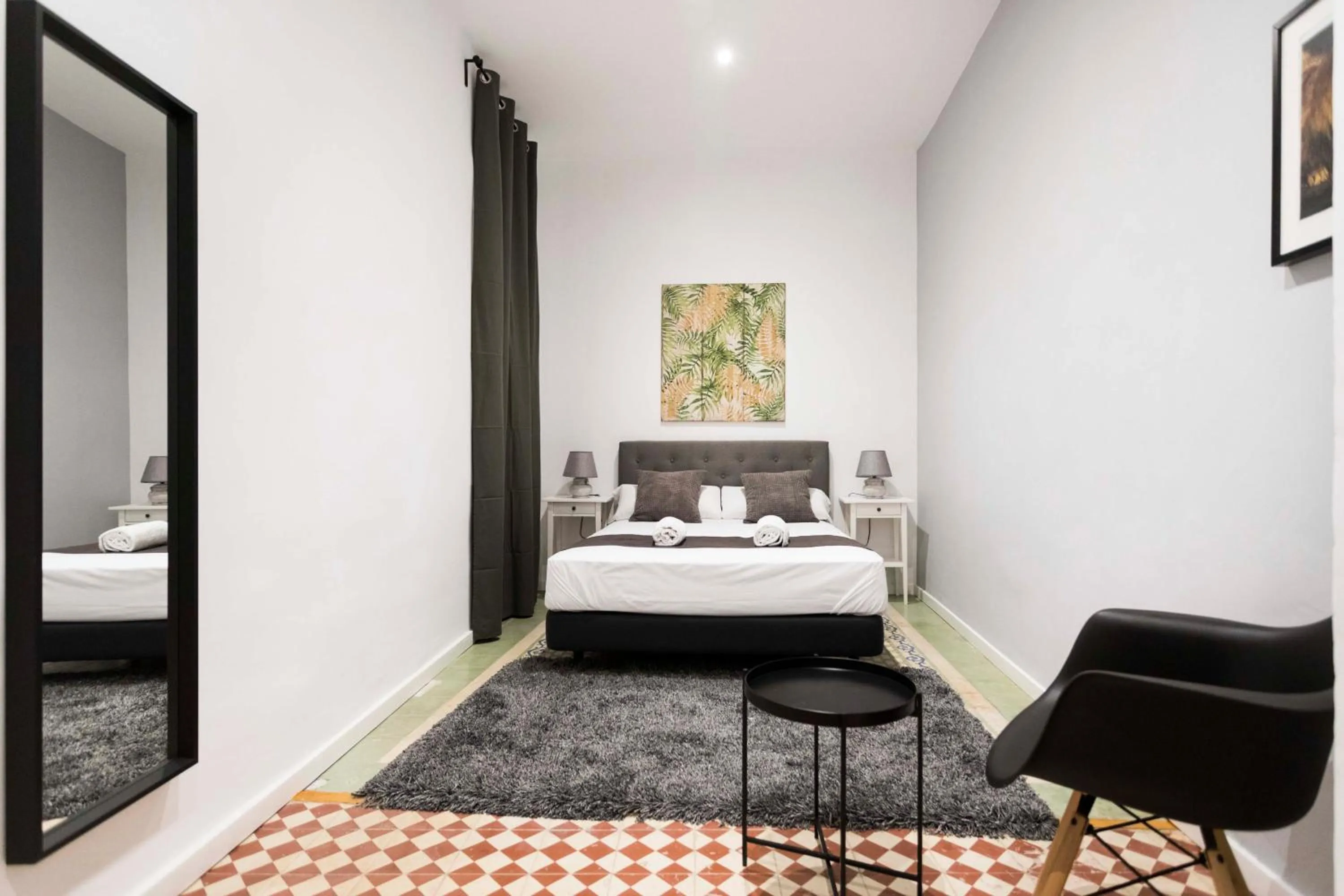 Bedroom, Bed in Total Valencia Vintage