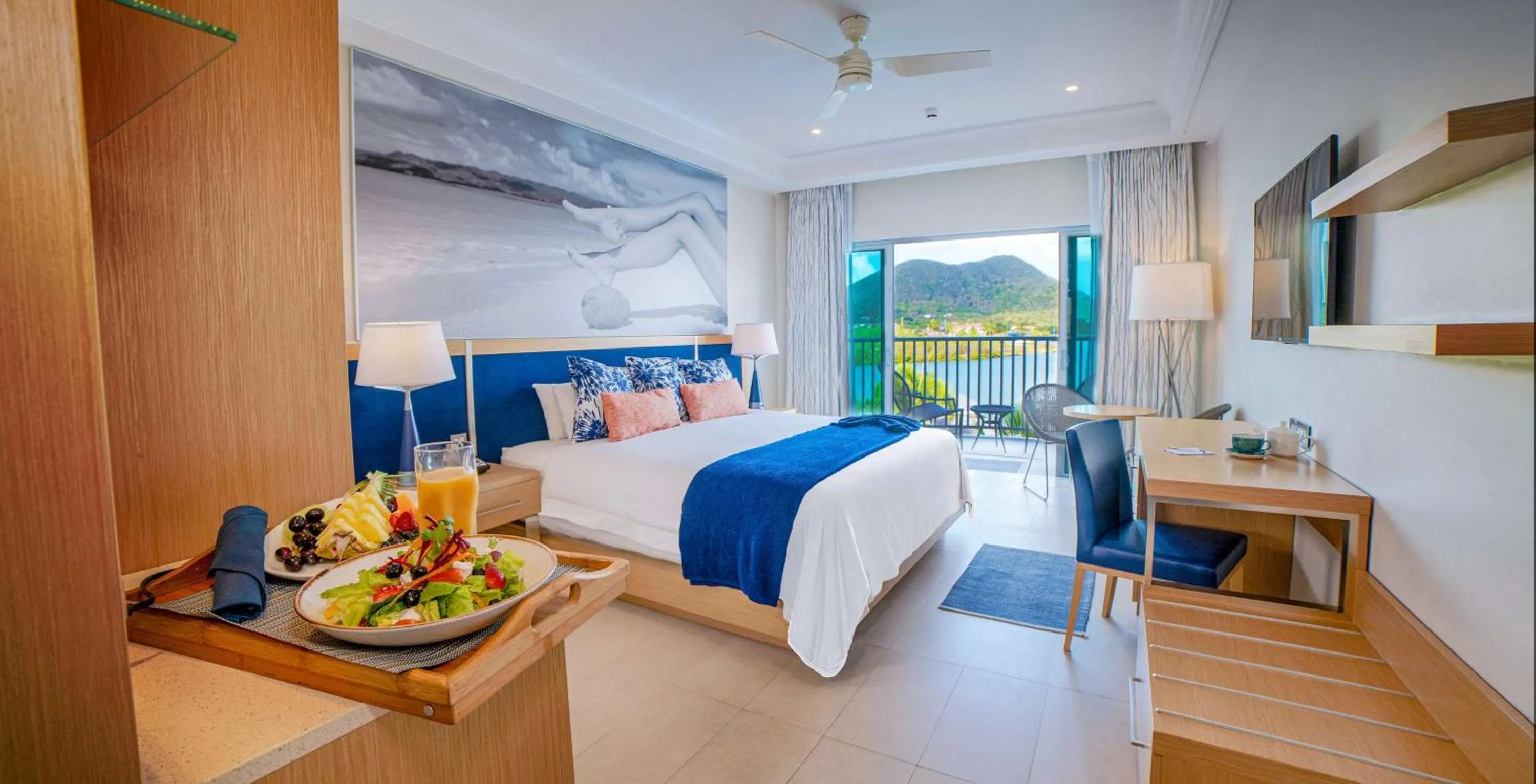 Photo of the whole room, Bed in Harbor Club St Lucia, Curio Collection by Hilton