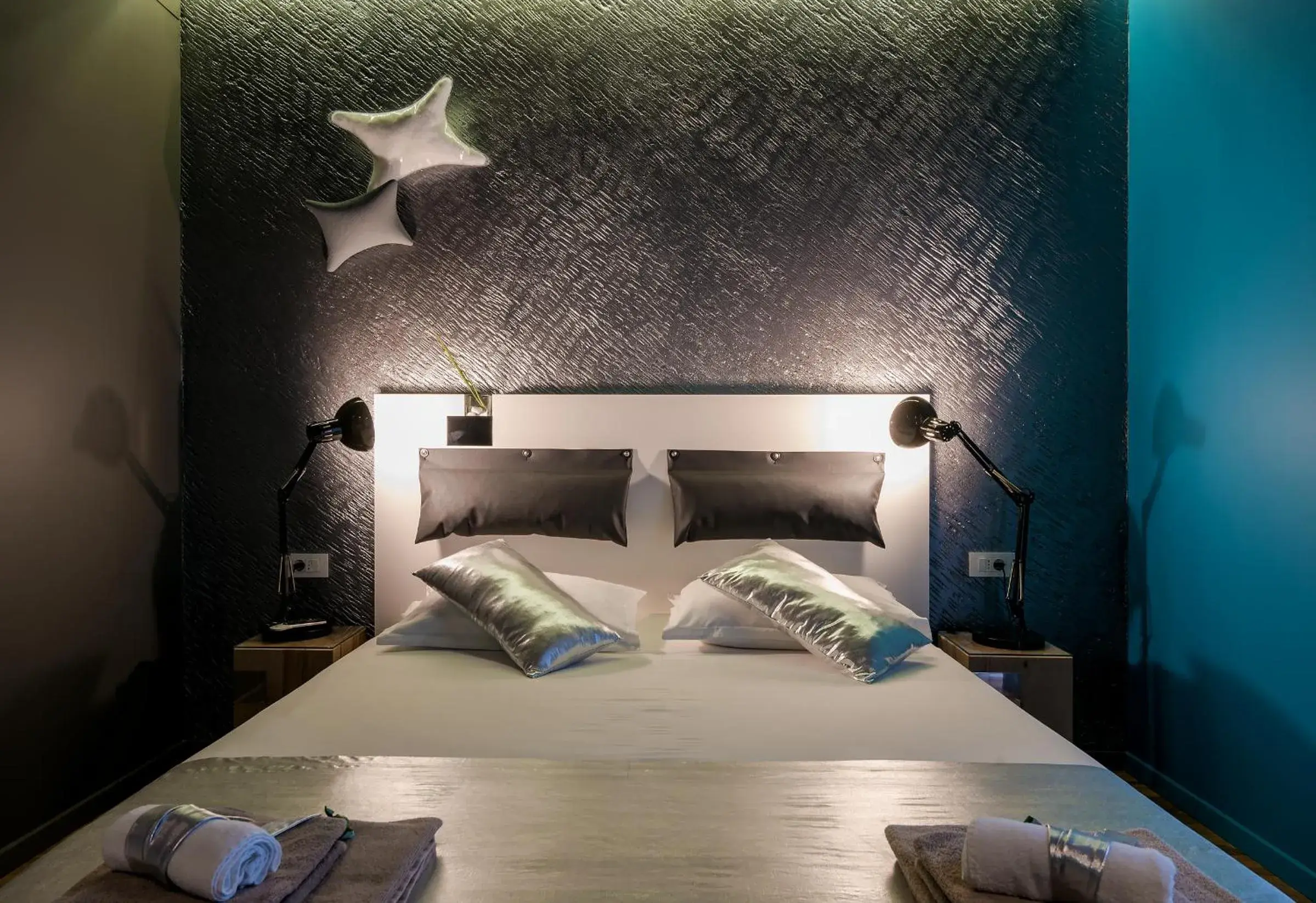 Deluxe Double Room with Shower in Design B&B Bacvice Arti Deluxe Double Room with Shower in Design B&B Bacvice Arti