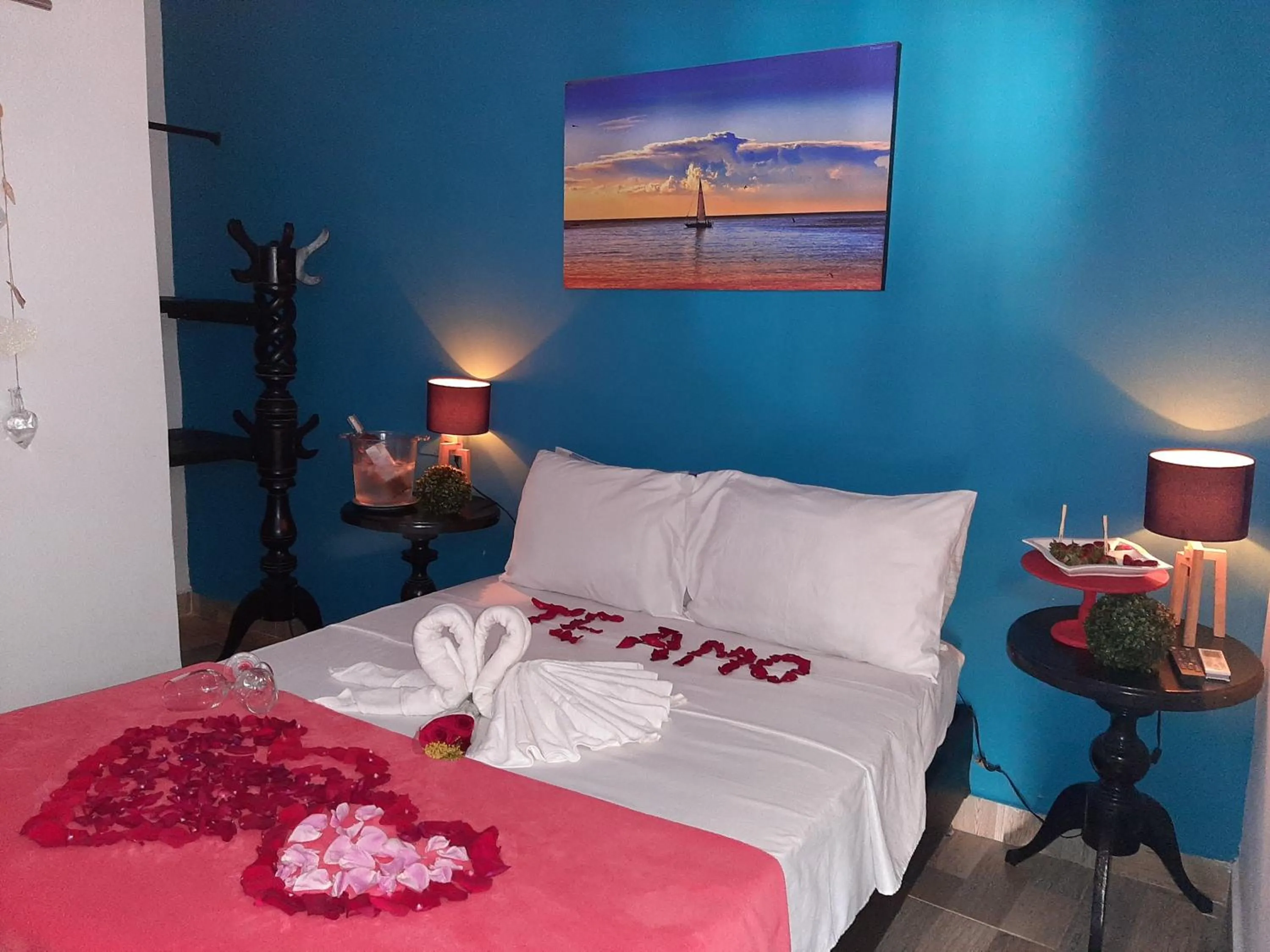 Bed in Hotel Sunset Beach