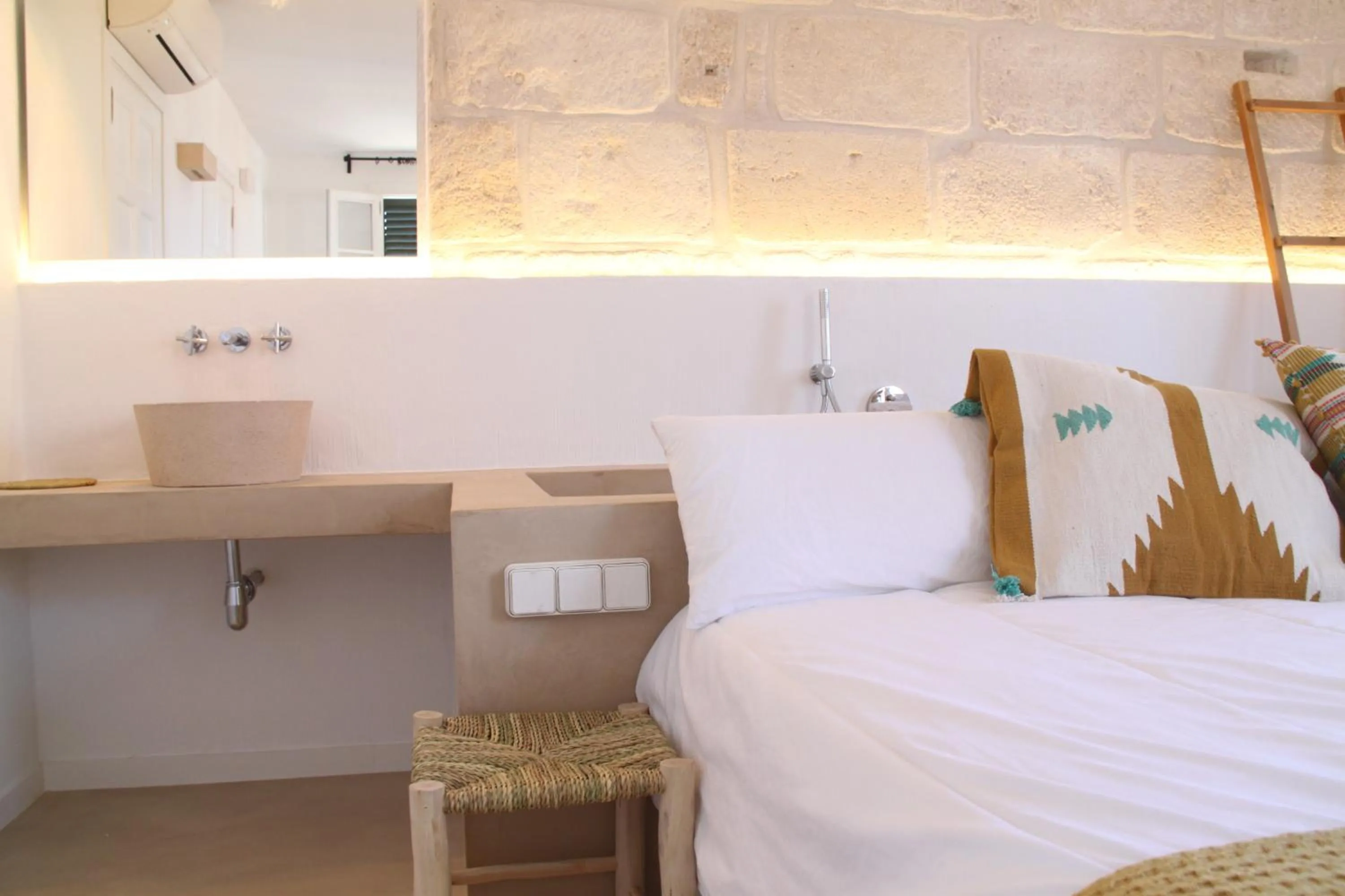 Bed in S'Esparteria Hotel