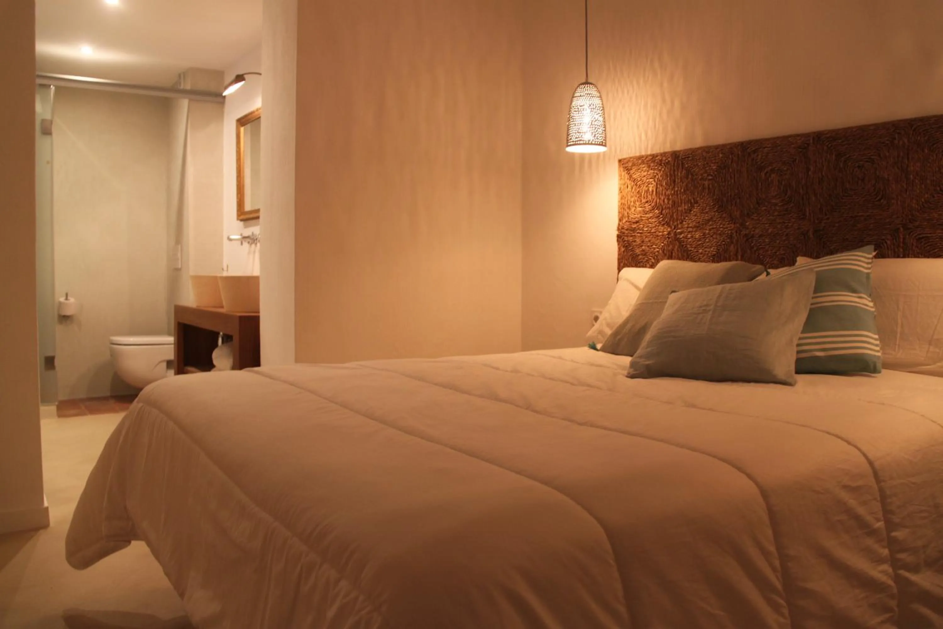 Property building, Bed in S'Esparteria Hotel