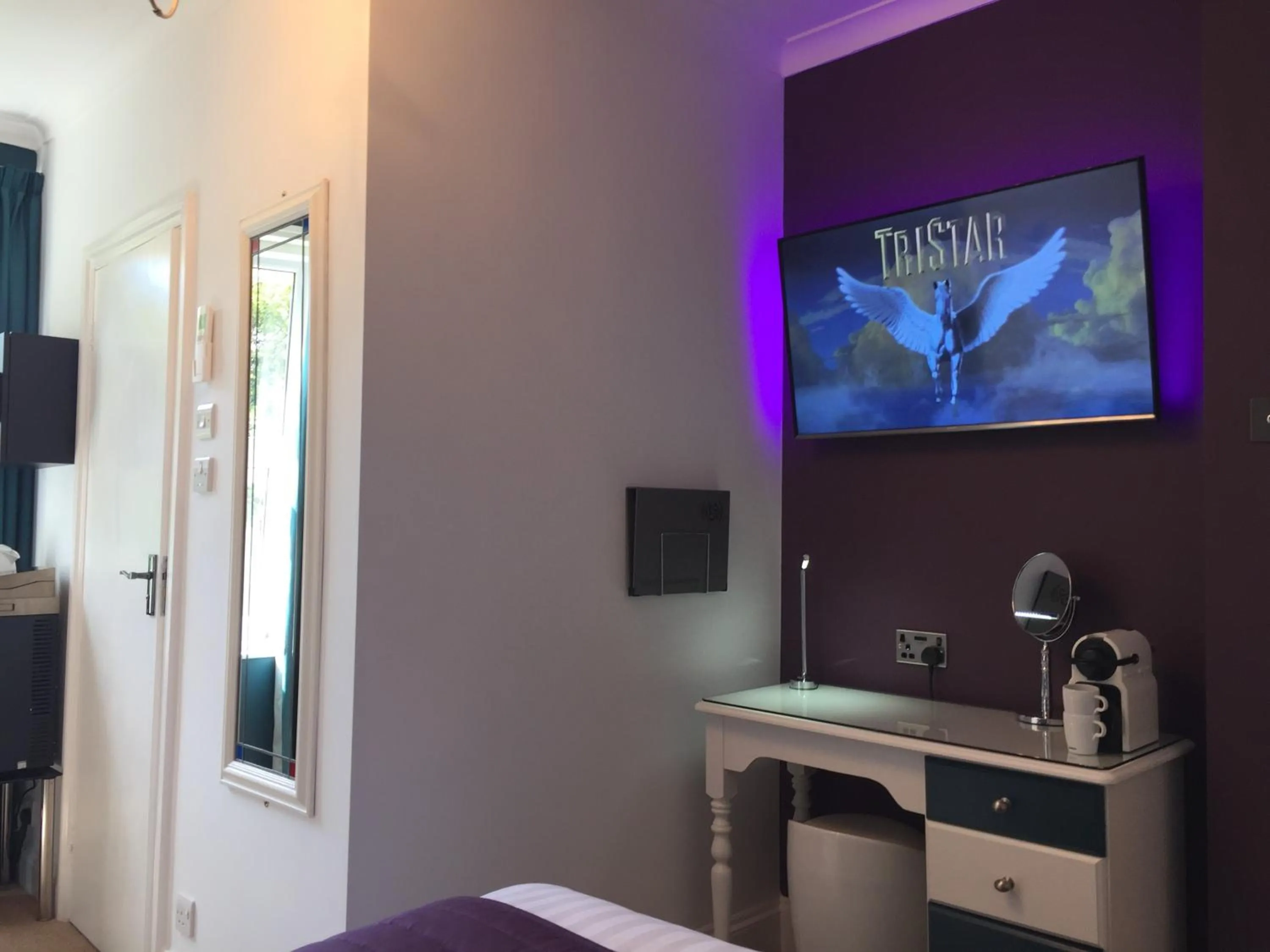 TV and multimedia, Bed in The 25 Boutique B&B - Adults Only