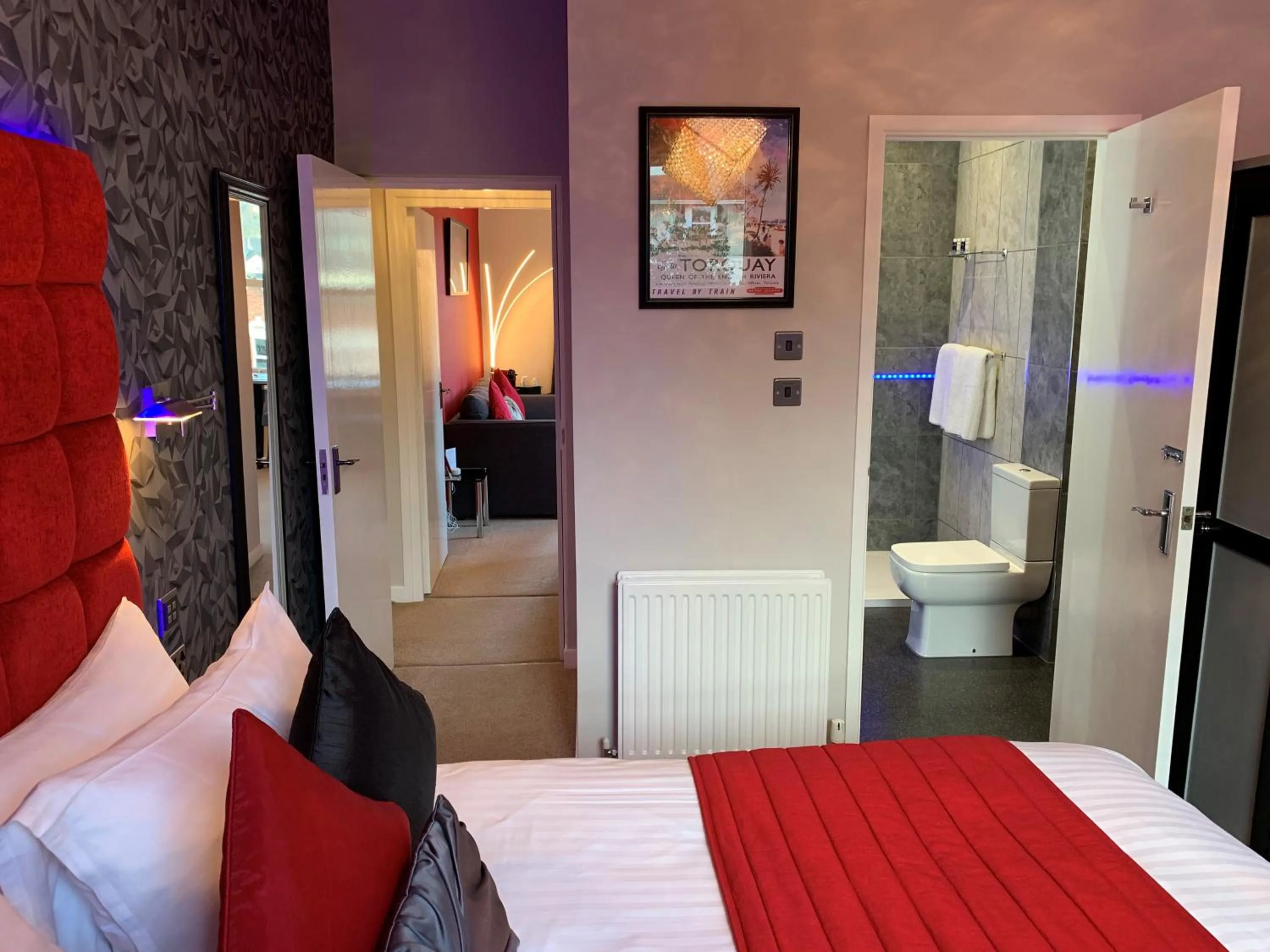 Bathroom, Bed in The 25 Boutique B&B - Adults Only