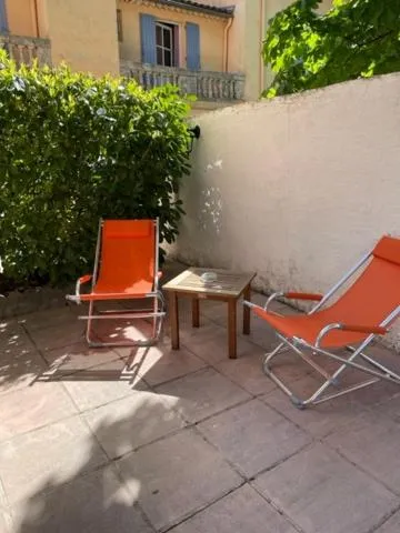 Patio in Logis Hotel Restaurant Le Domaine de la Régalière