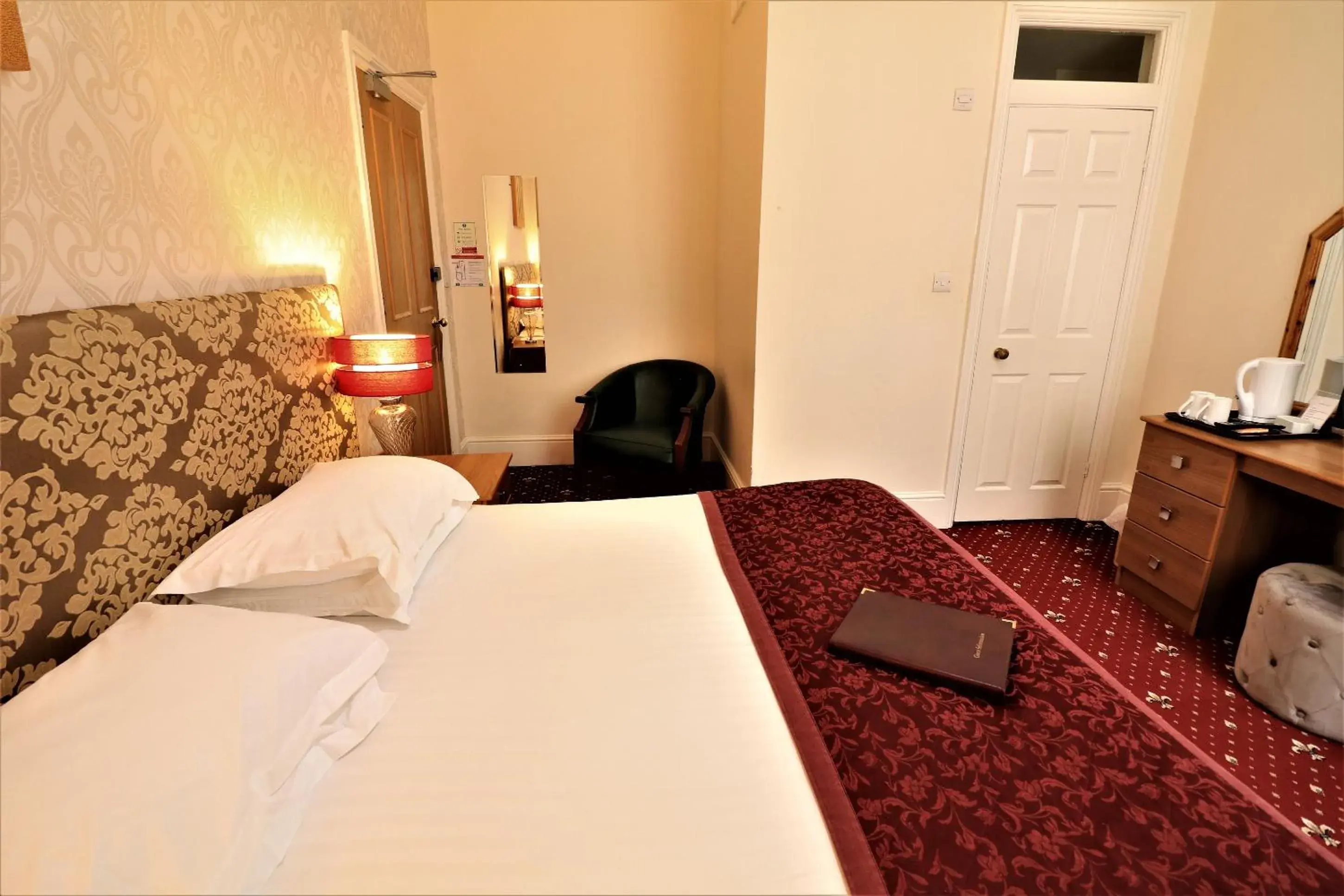 Superior Double Room in The Berkeley Guesthouse Superior Double Room in The Berkeley Guesthouse