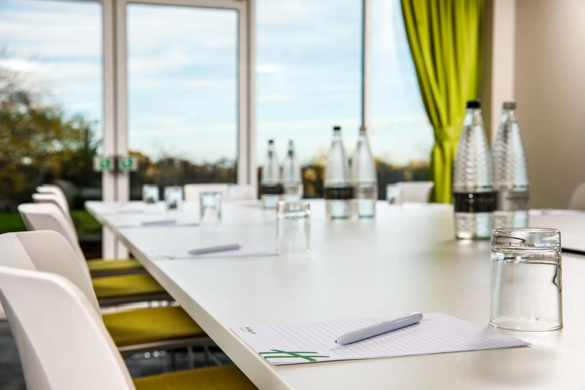 Meeting/conference room in Holiday Inn Basildon by IHG