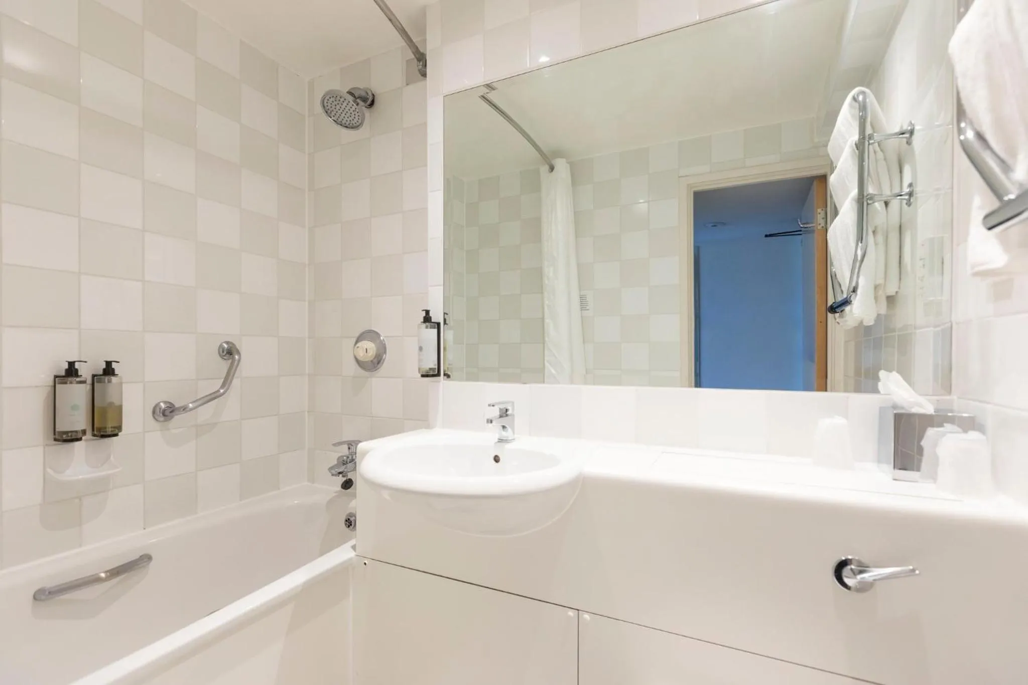 Bathroom in Holiday Inn Basildon by IHG