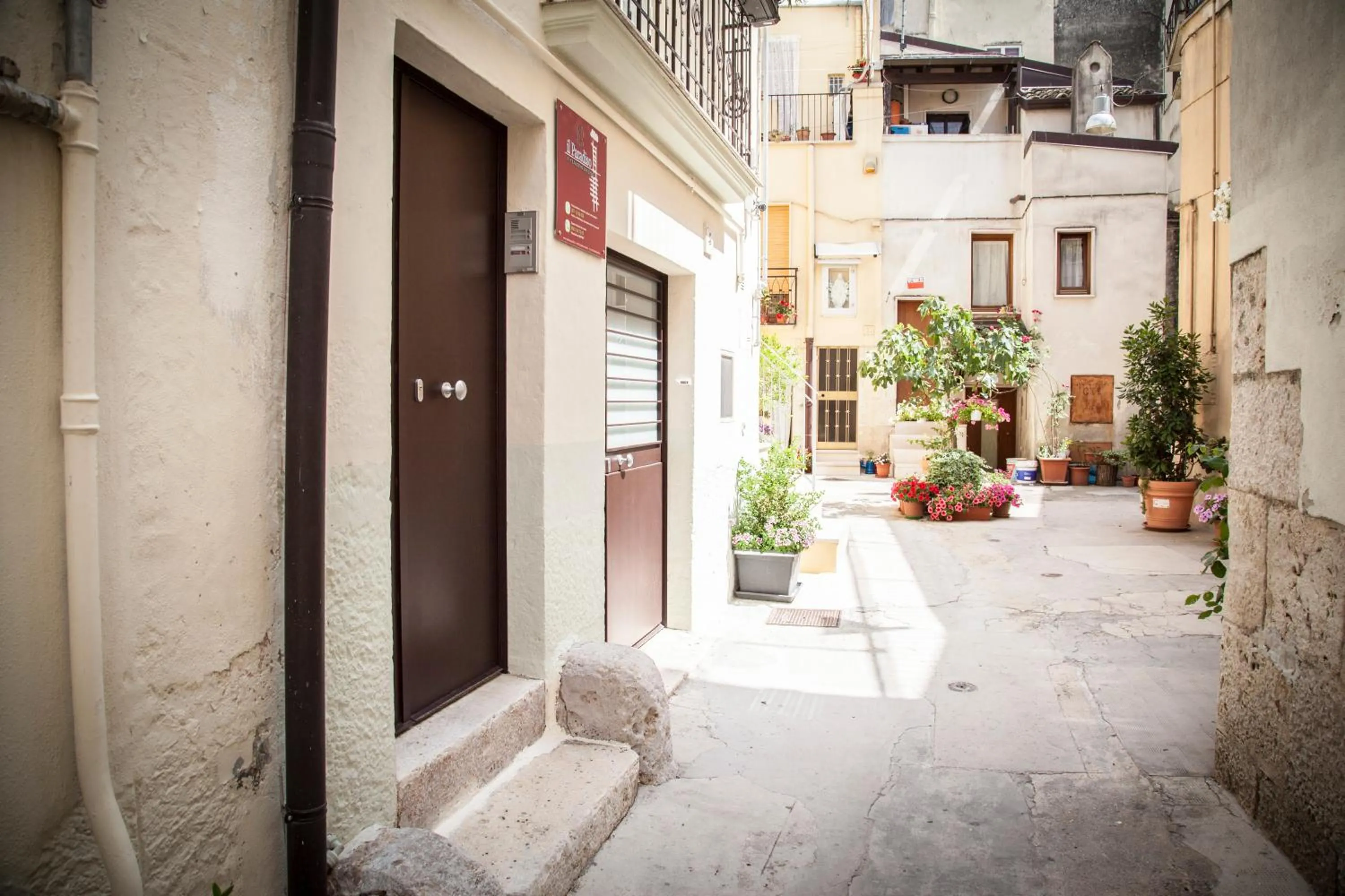 Il Paradiso a Claustro Inferno
