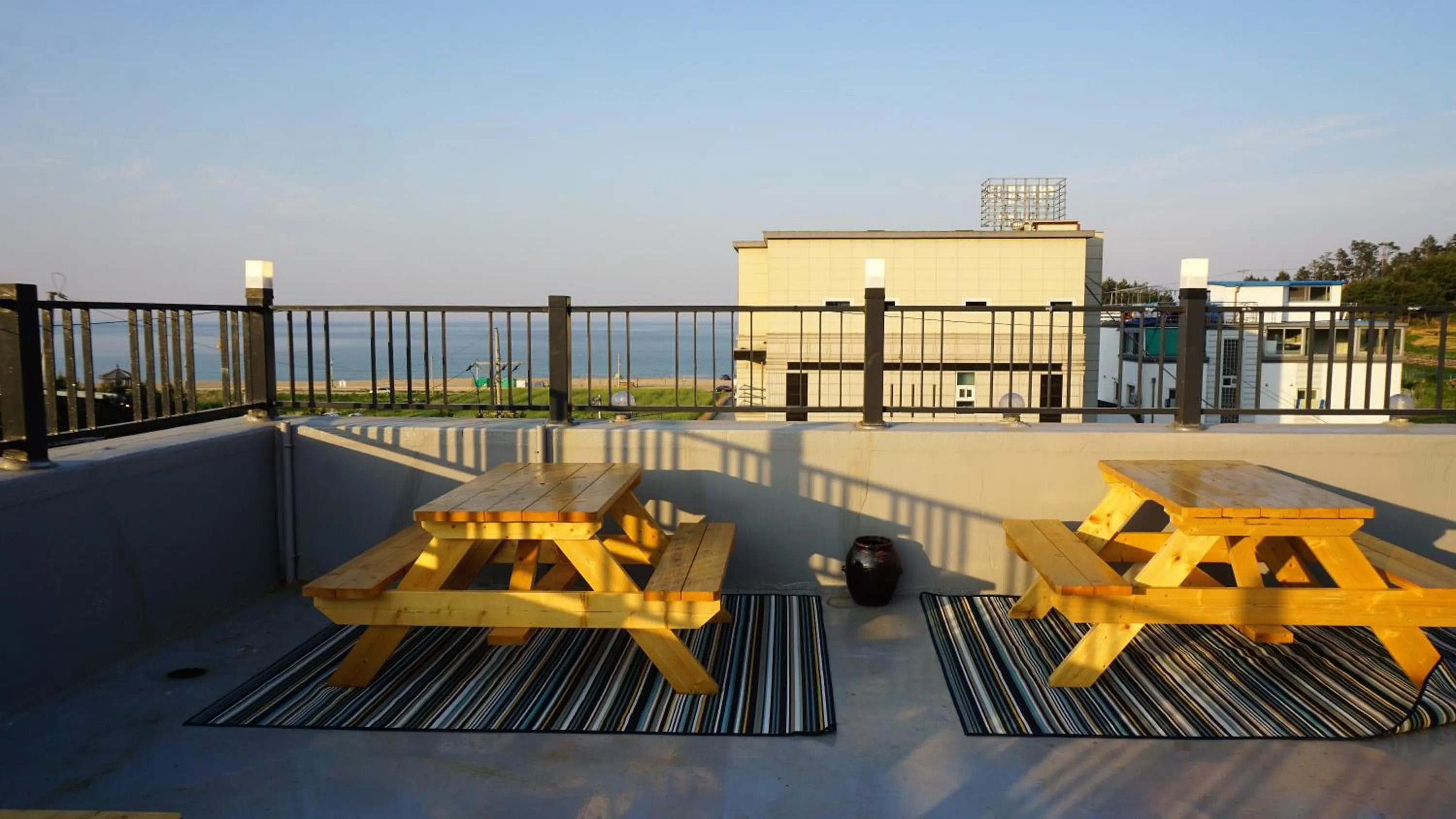 Patio in Blue Door Hostel Guesthouse