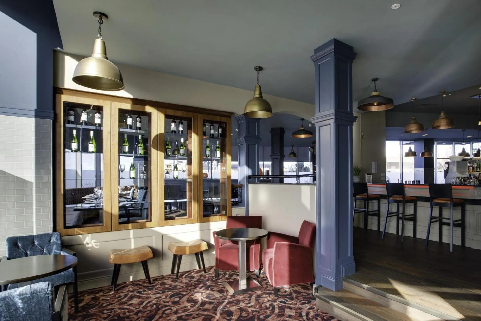 Lounge or bar in Metro Hotel Dublin Airport