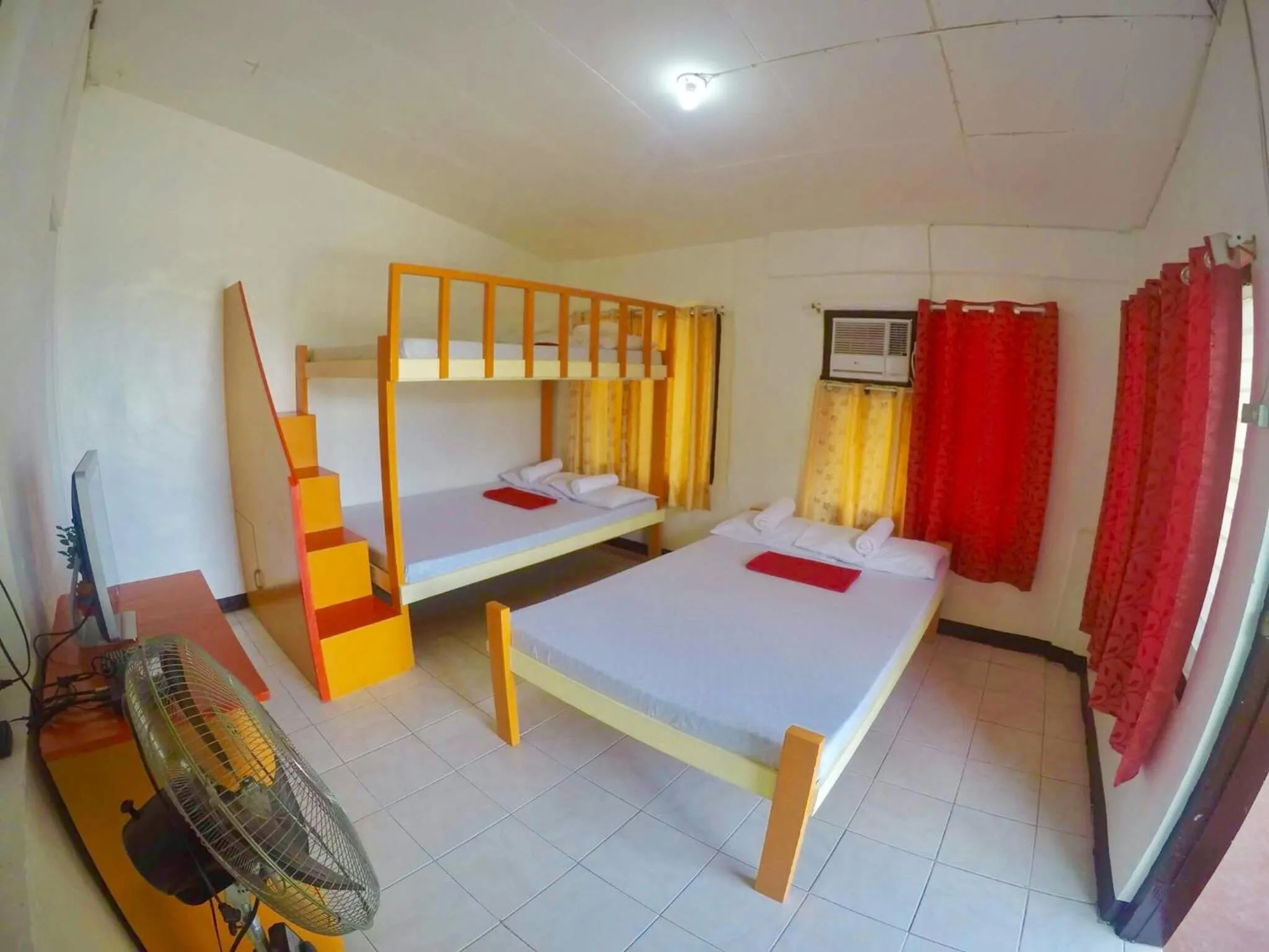 Family Room in The BIGGIES Inn
