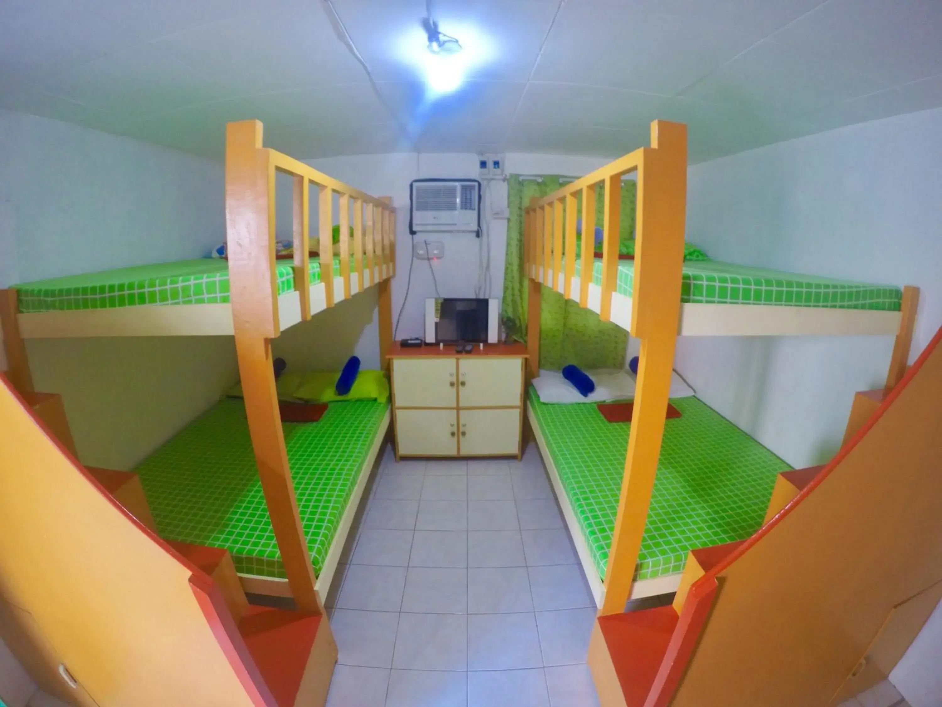 Mixed Dormitory Room in The BIGGIES Inn Mixed Dormitory Room in The BIGGIES Inn