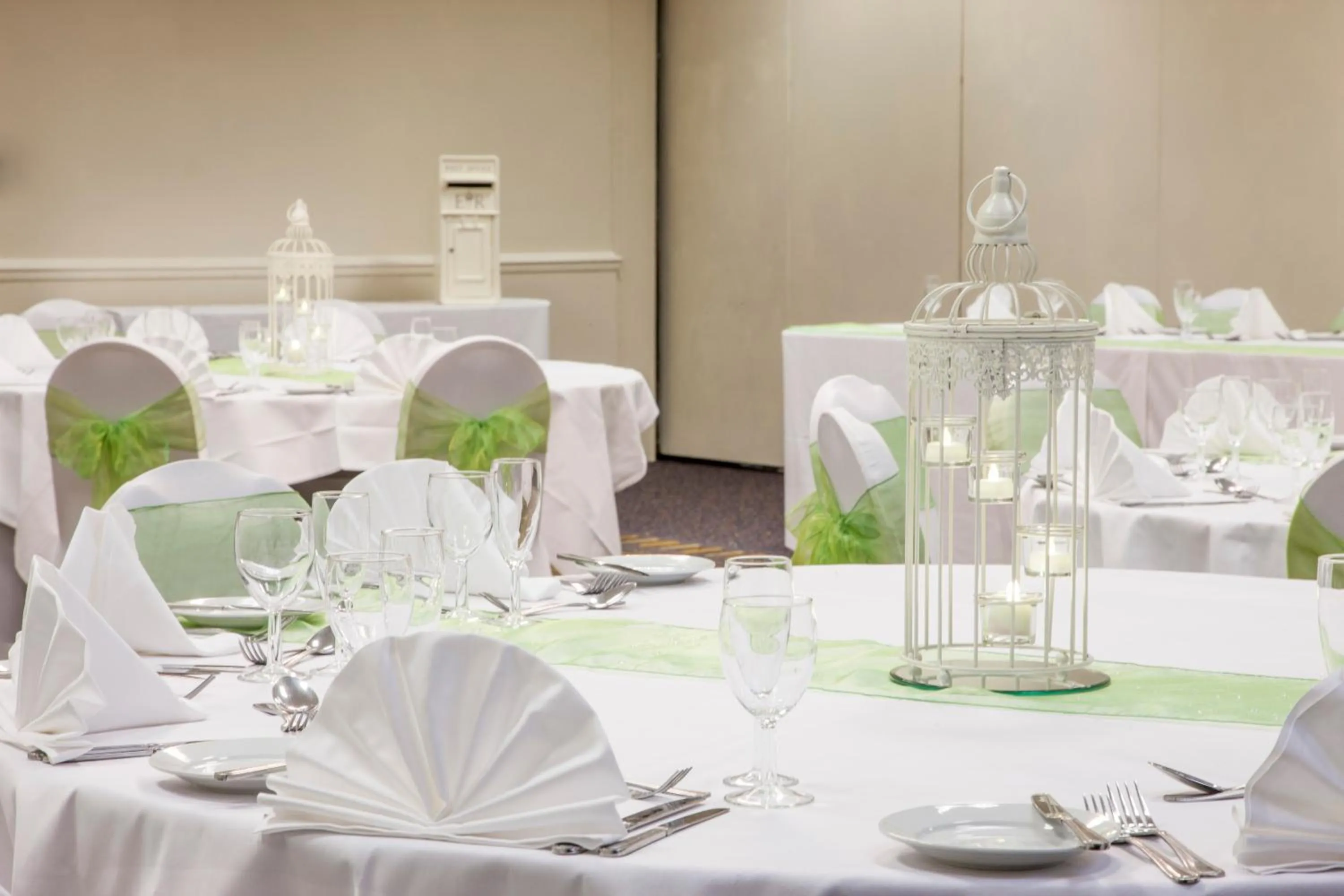 Meeting/conference room in Holiday Inn Runcorn M56 Junction 12 by IHG