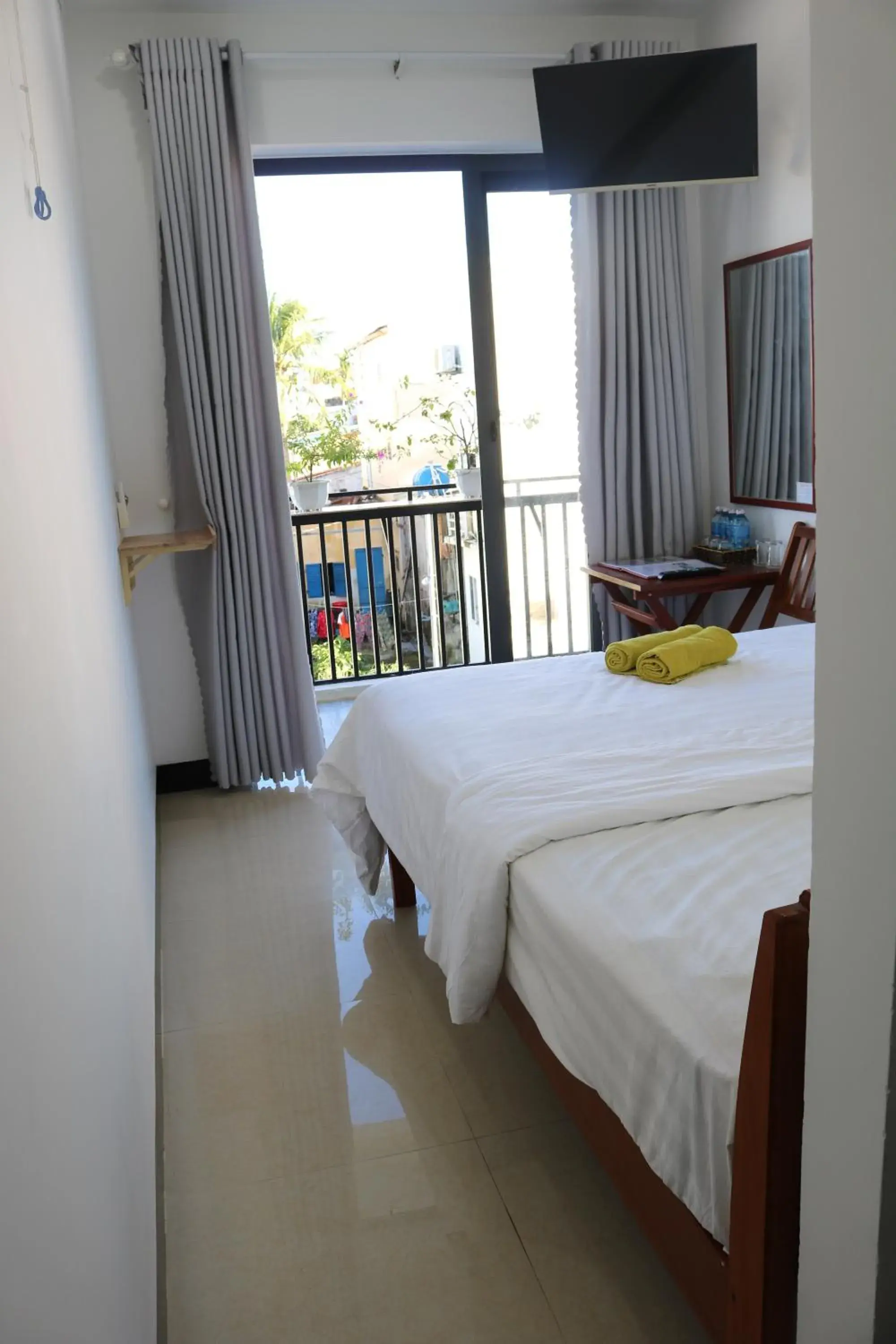 Double Room with Balcony in Green garden house Double Room with Balcony in Green garden house