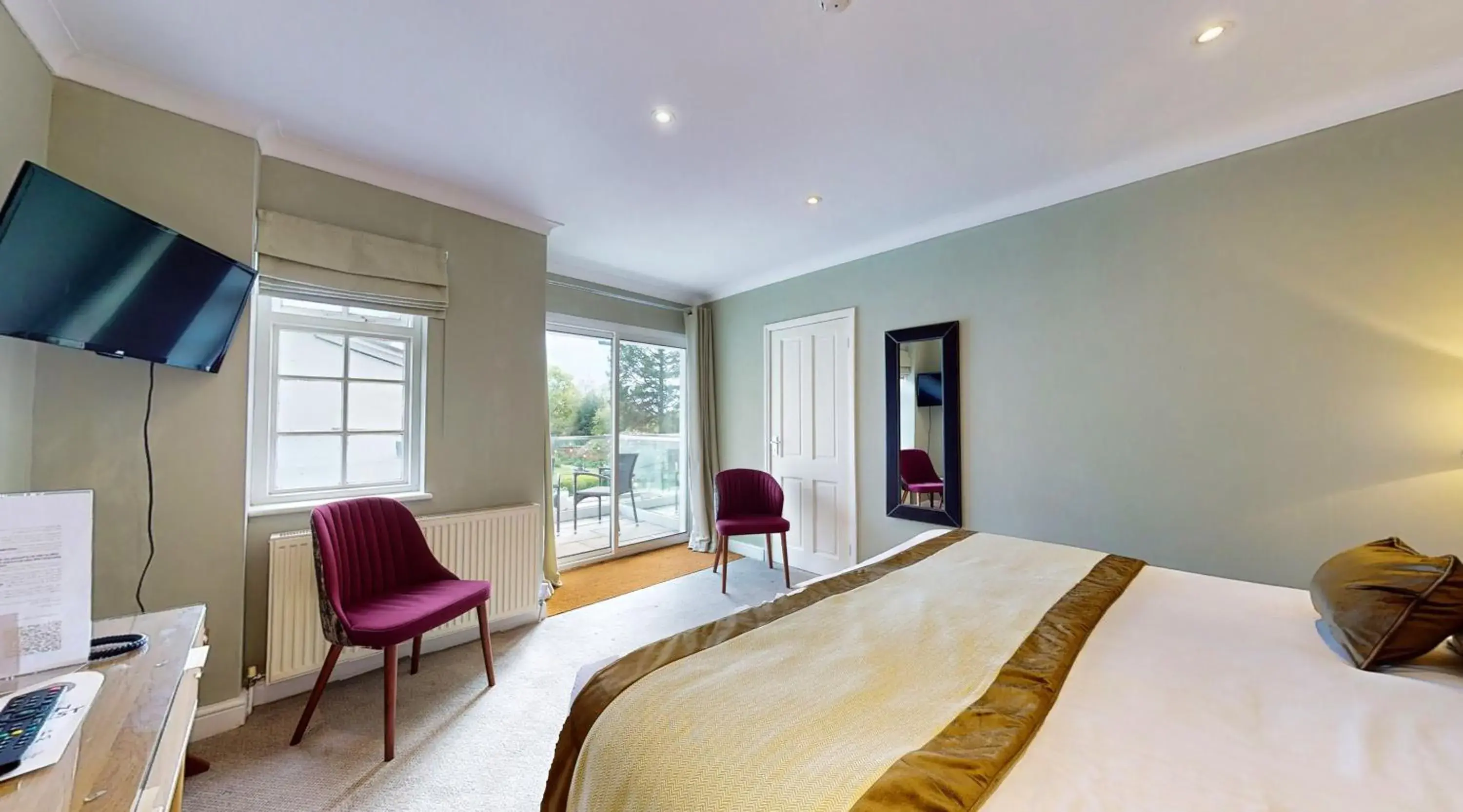 Bed in Rowton Hall Hotel and Spa Bed in Rowton Hall Hotel and Spa