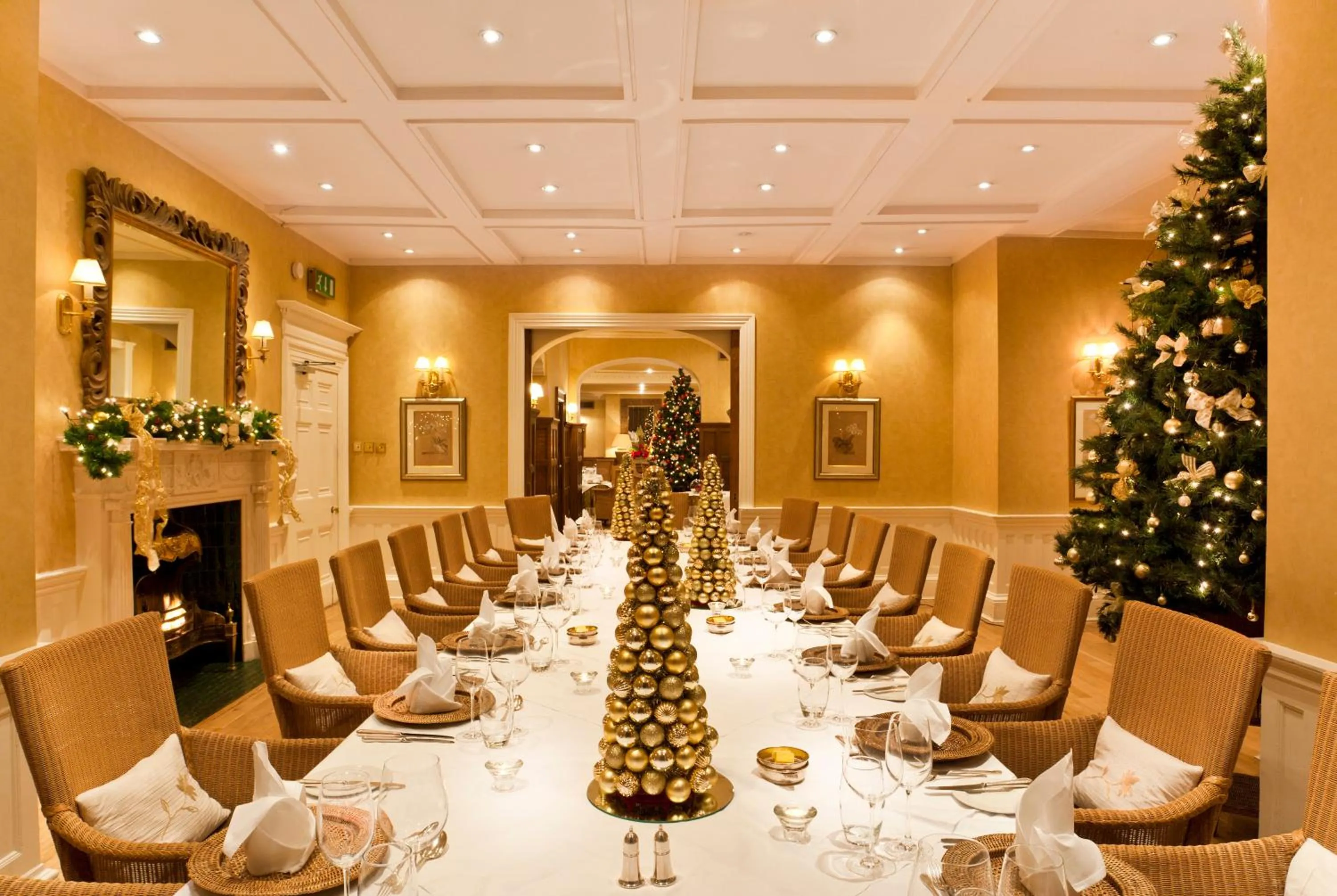 Restaurant/places to eat in Rowton Hall Hotel and Spa