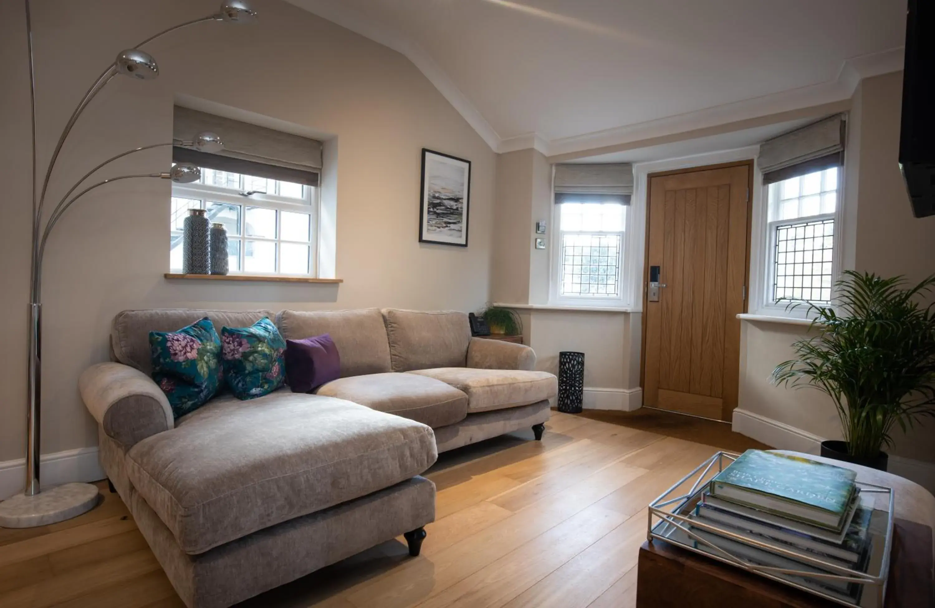 Living room in Rowton Hall Hotel and Spa Living room in Rowton Hall Hotel and Spa