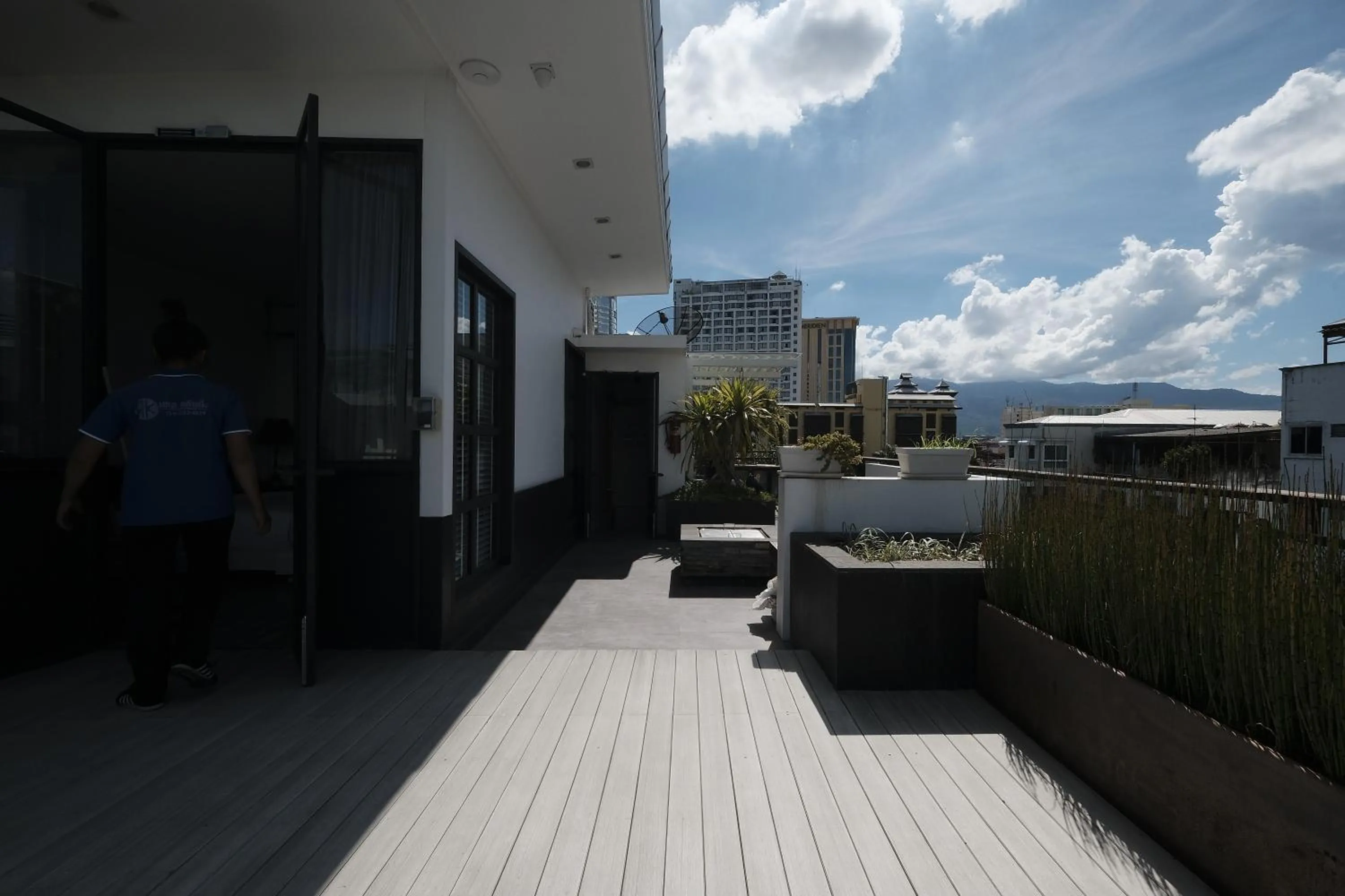 Patio in Iron32 Hotel