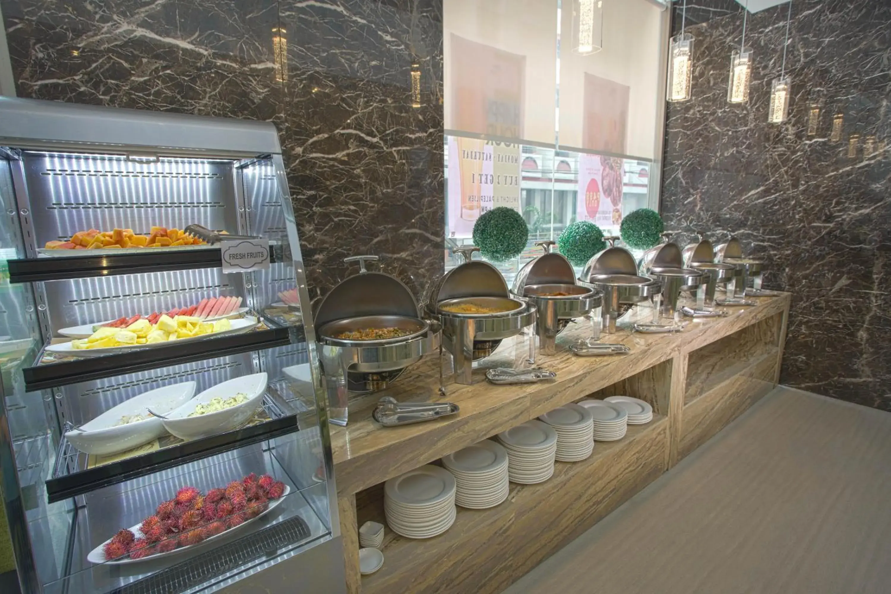 Breakfast in Valero Grand Suites by Swiss-Belhotel Breakfast in Valero Grand Suites by Swiss-Belhotel