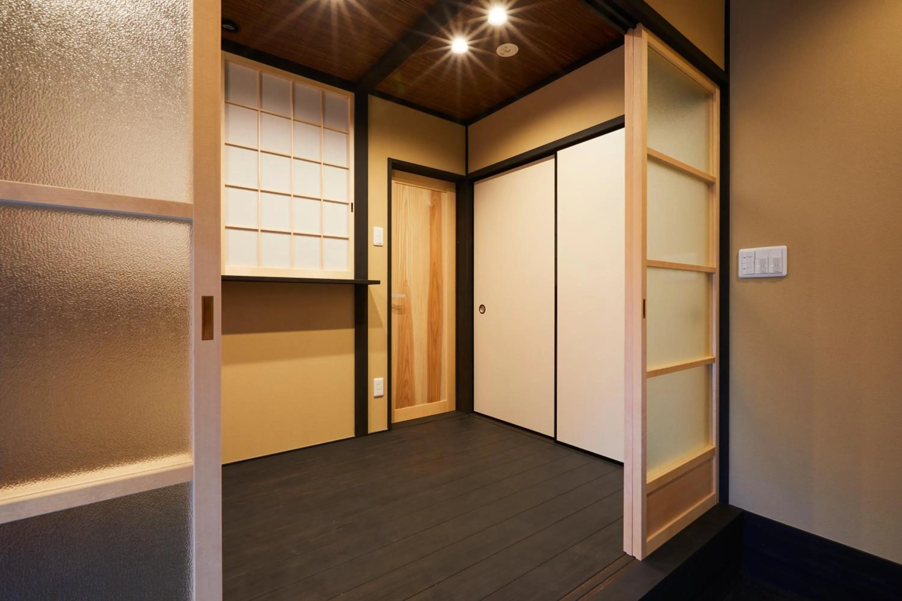 Photo of the whole room in Rinn Fushimiinari