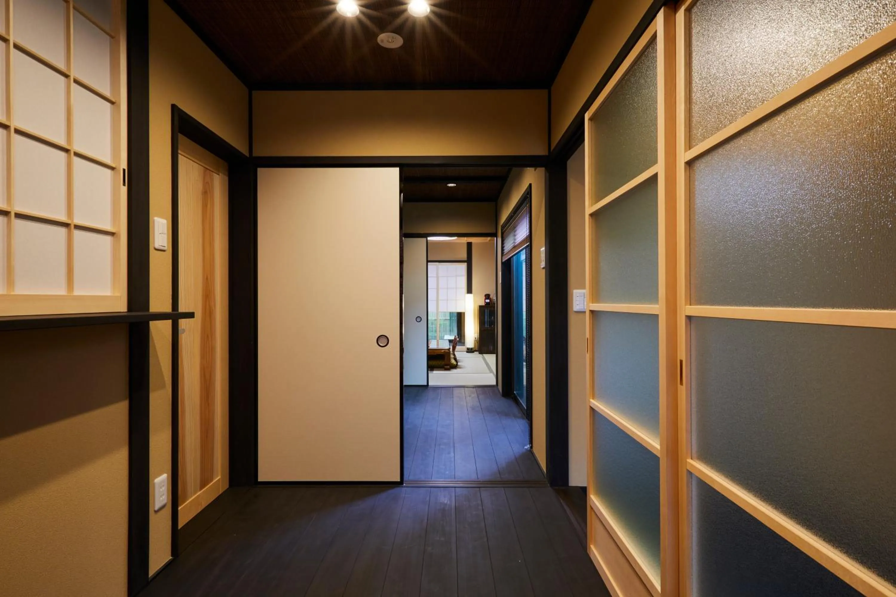 Photo of the whole room in Rinn Fushimiinari