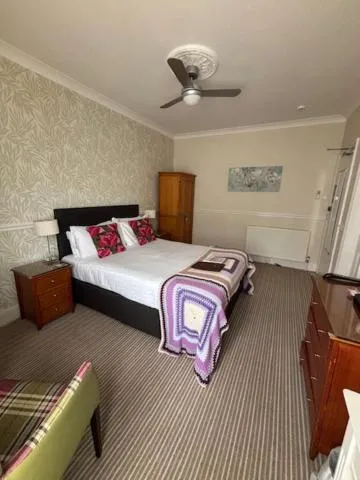 Bedroom, Bed in The Clifton