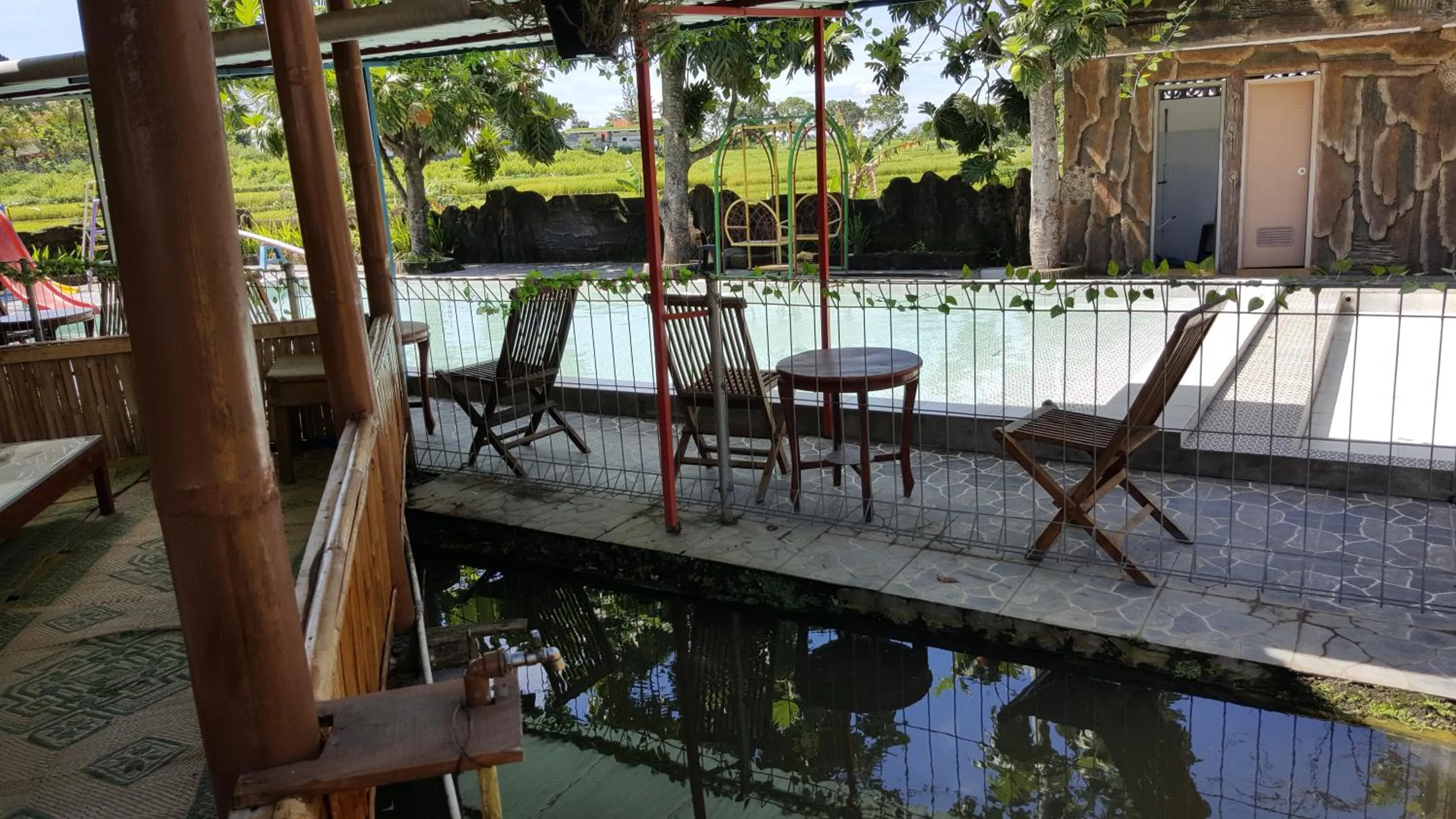 Putri Duyung Guest House