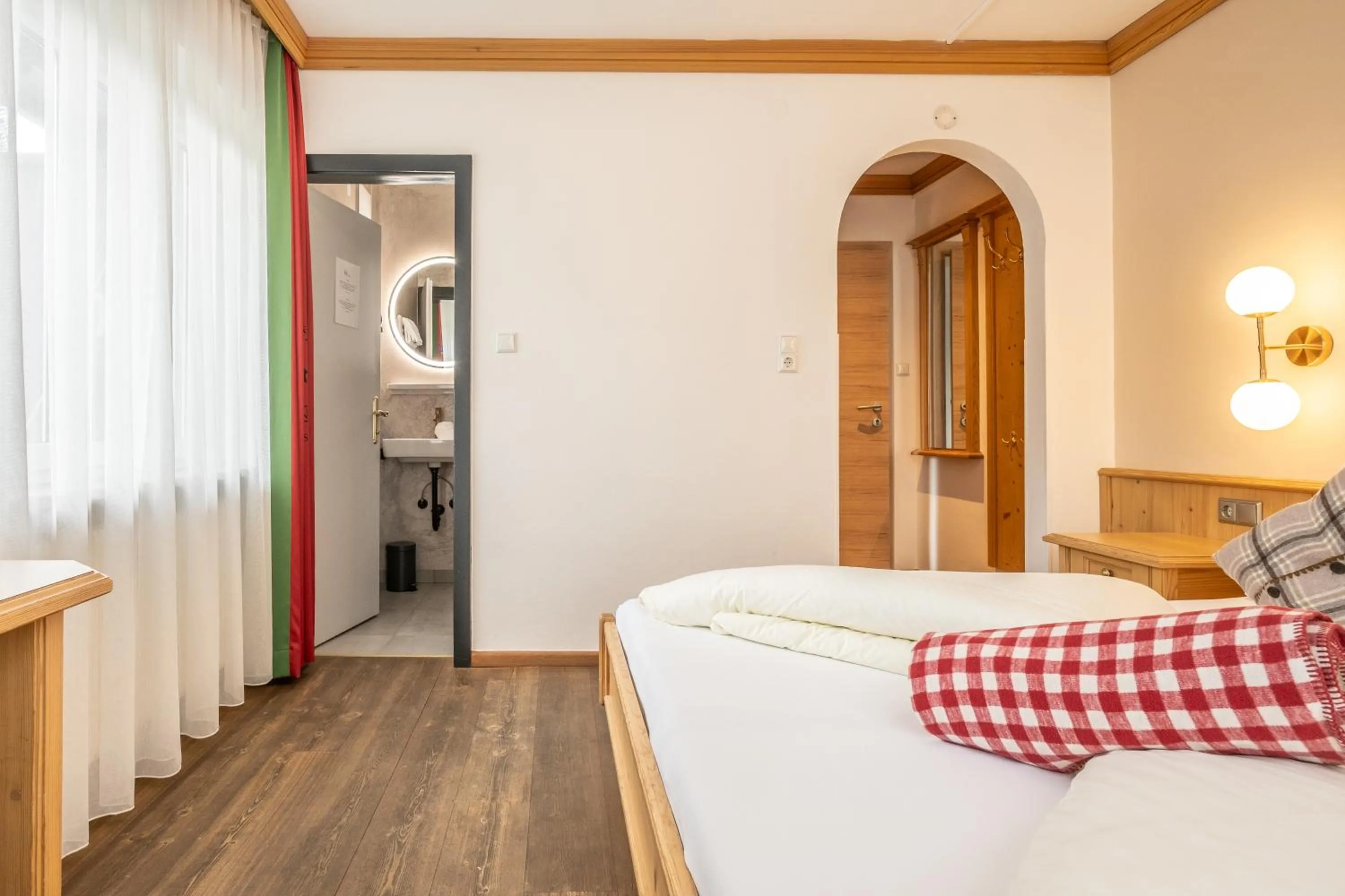 Mara's Little Boutique Sleepover - Budget Holiday Home