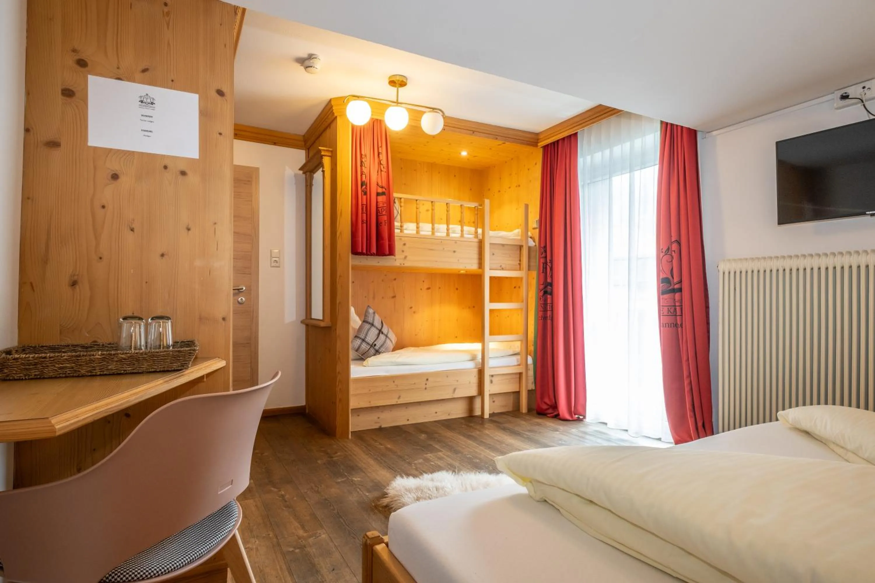 Mara's Little Boutique Sleepover - Budget Holiday Home
