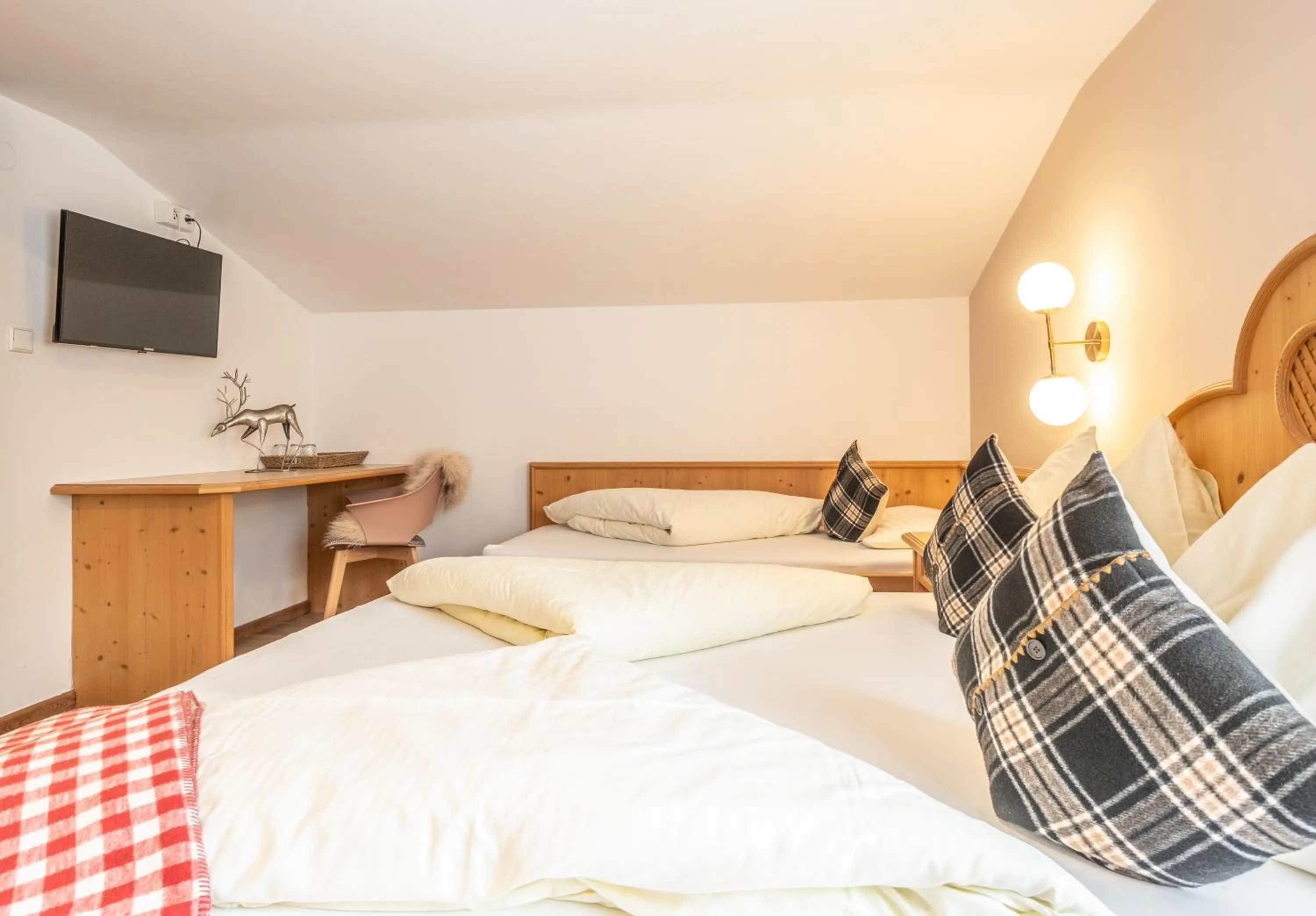 Mara's Little Boutique Sleepover - Budget Holiday Home