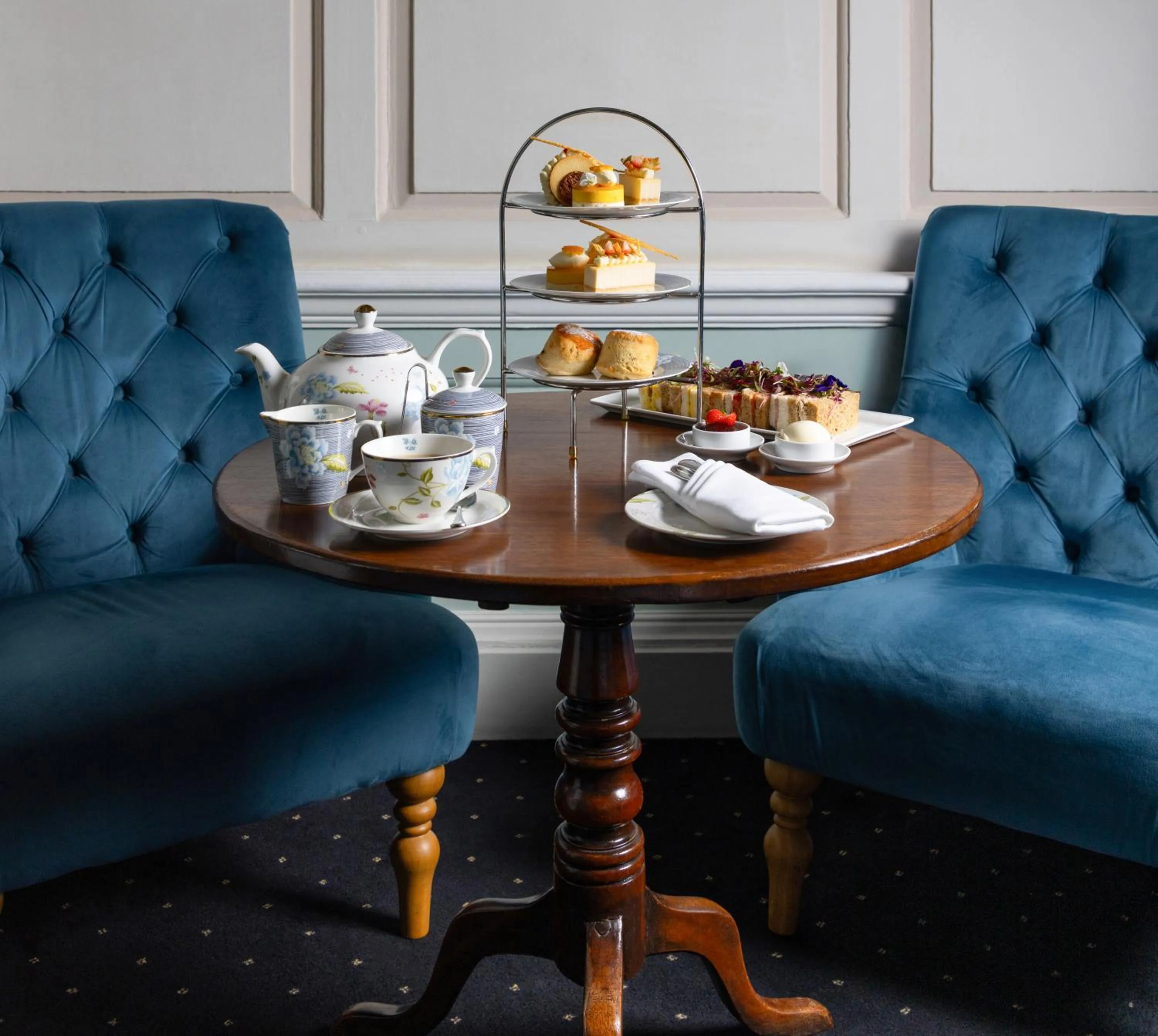 Coffee/tea facilities in Hintlesham Hall Hotel