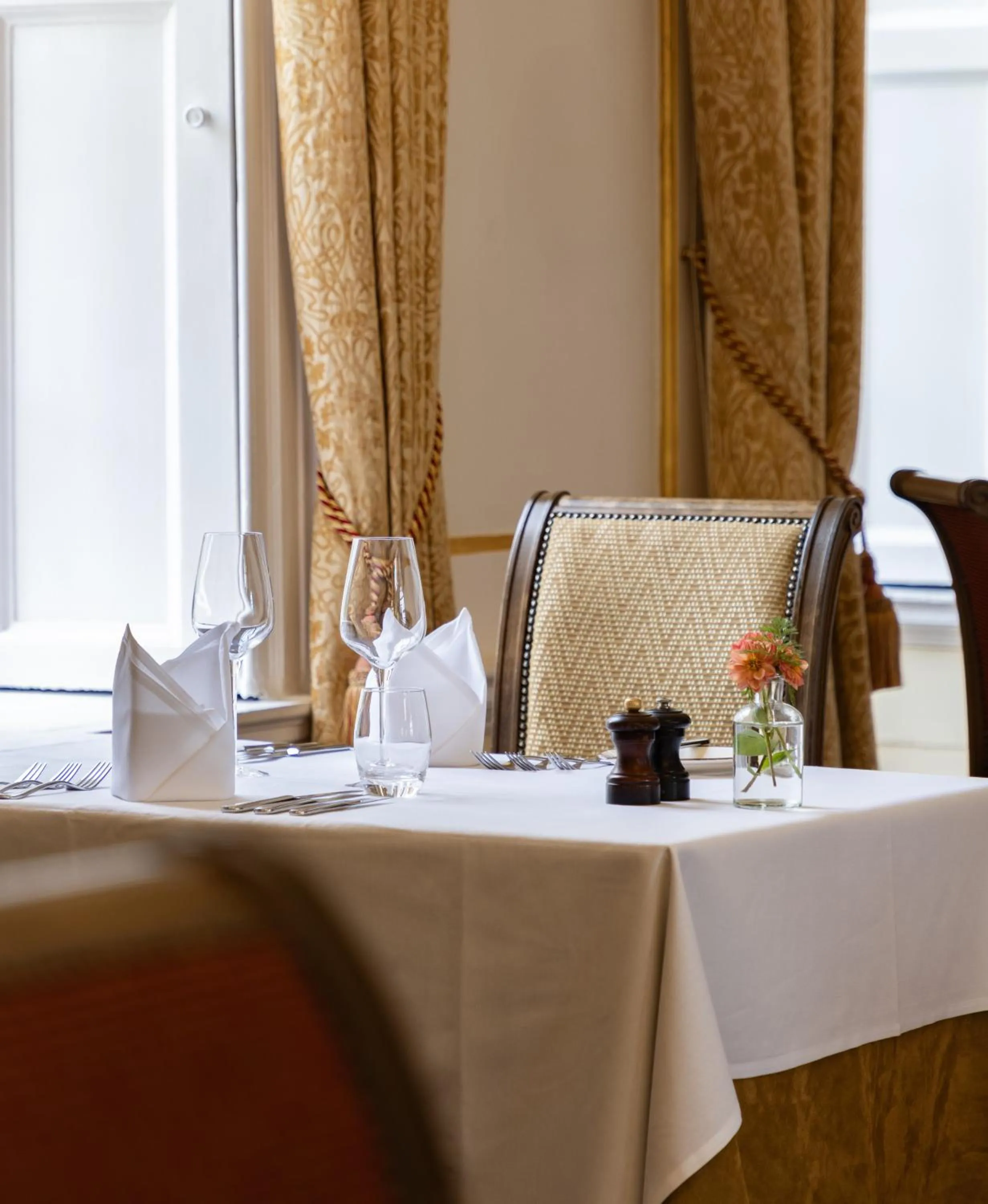 Food and drinks in Hintlesham Hall Hotel