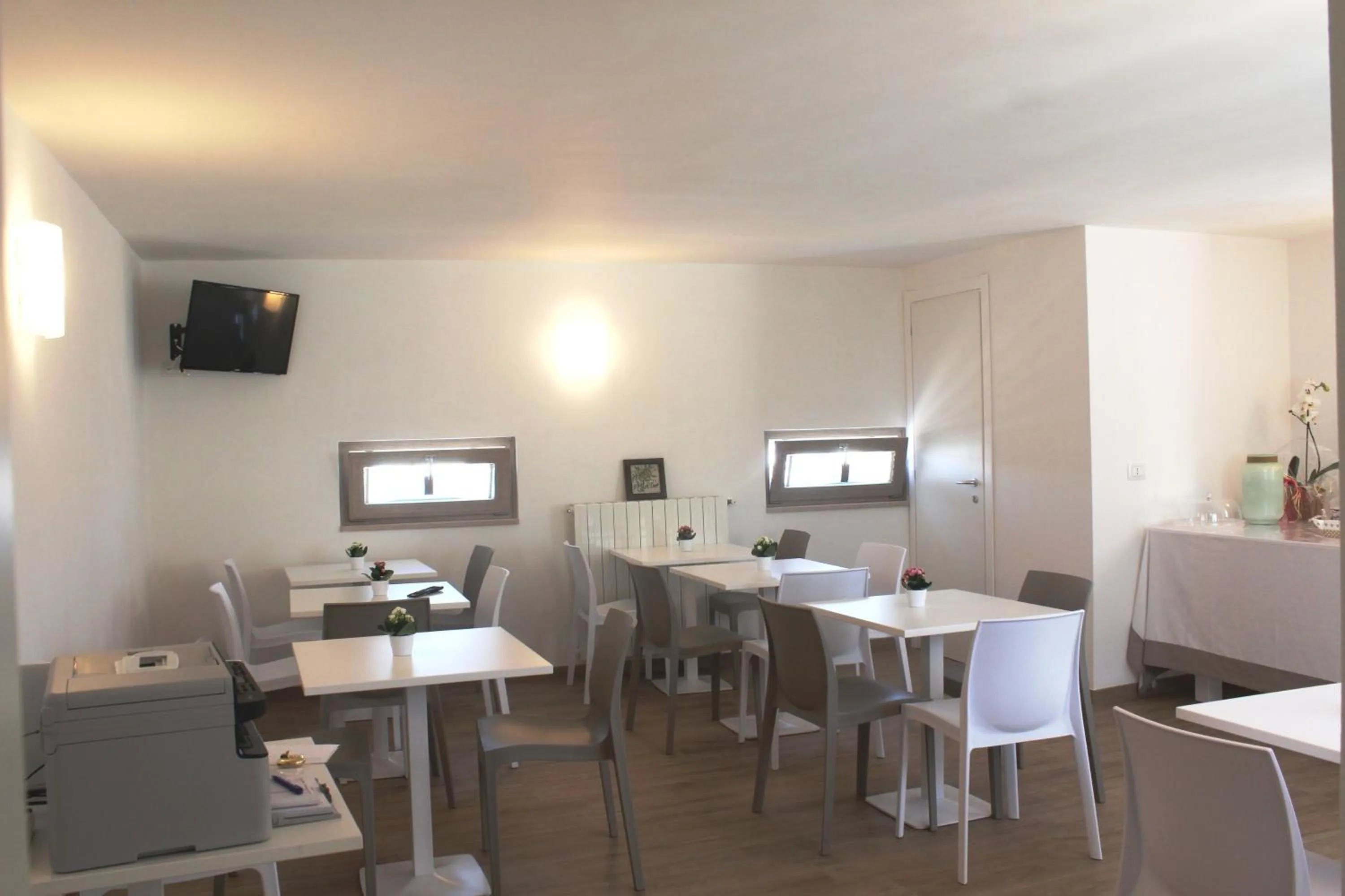 Communal lounge/ TV room in I Cordari B&B