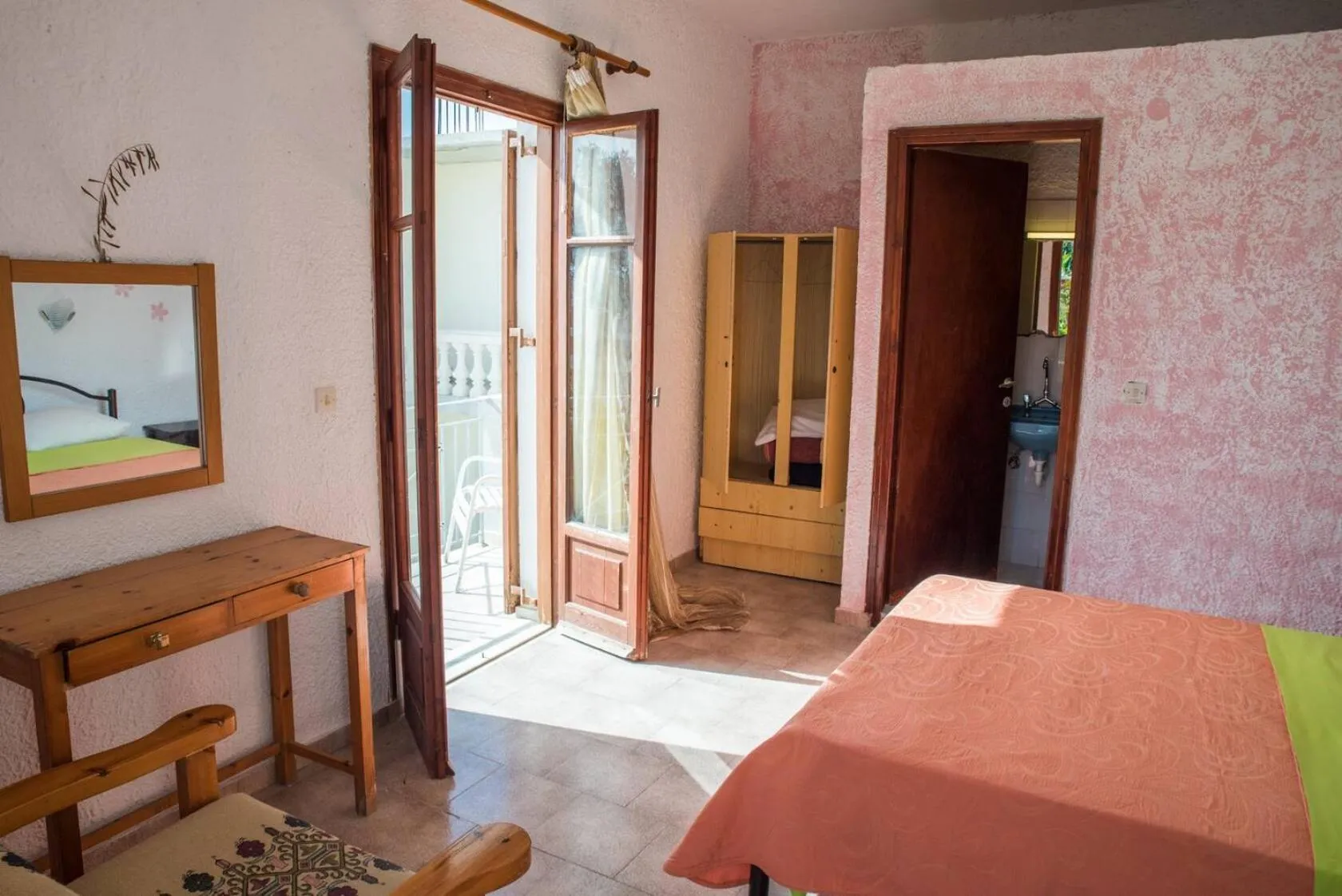 Bed in Madalenas B&B
